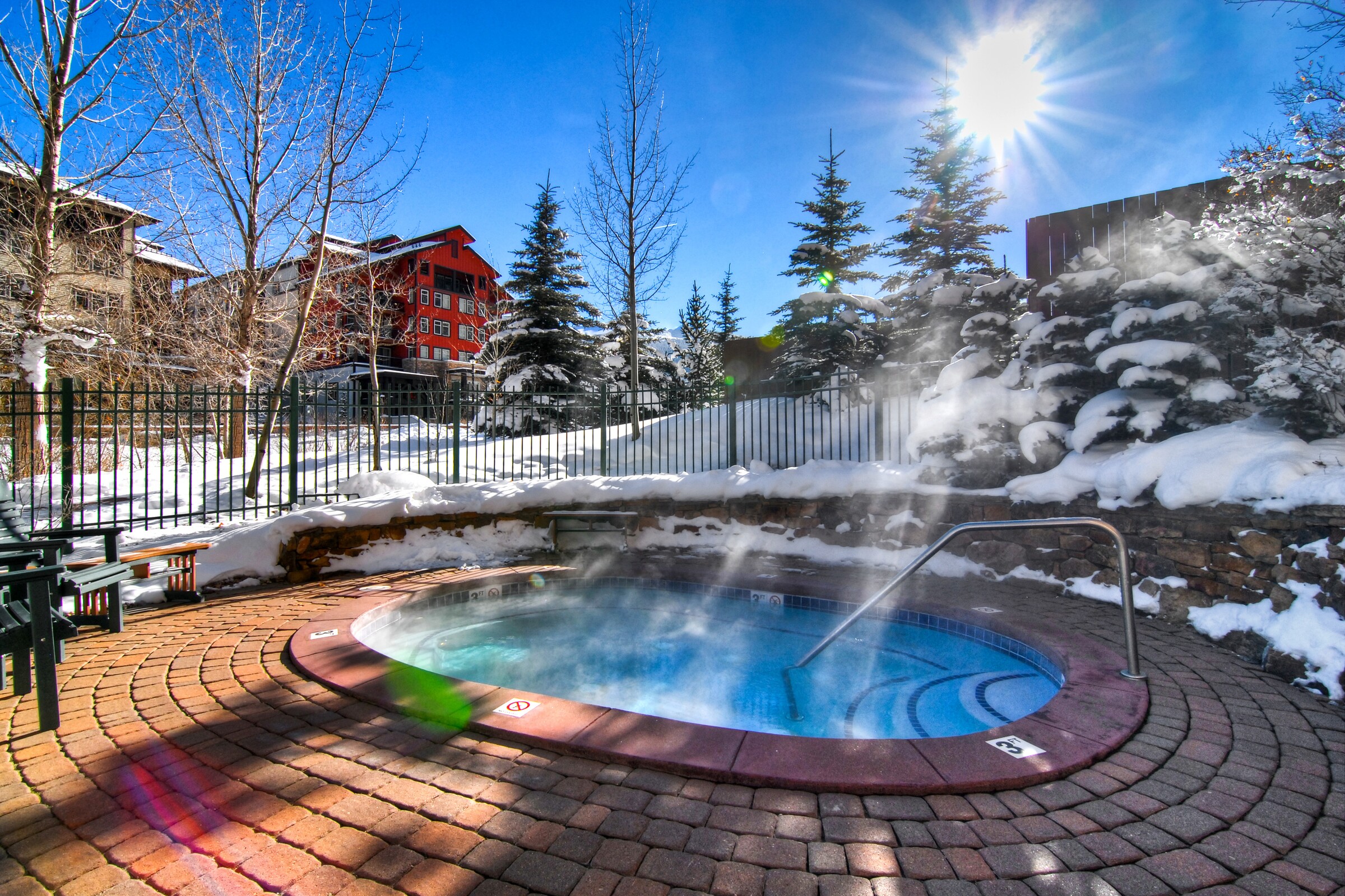 Outdoor Hot Tubs