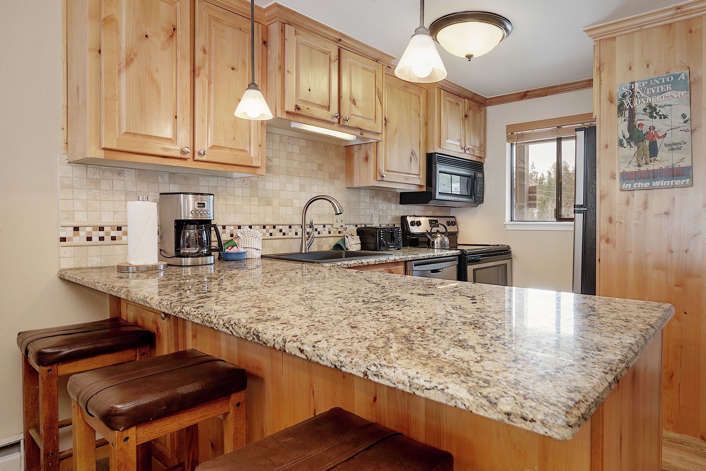 #0412 - Kitchen
