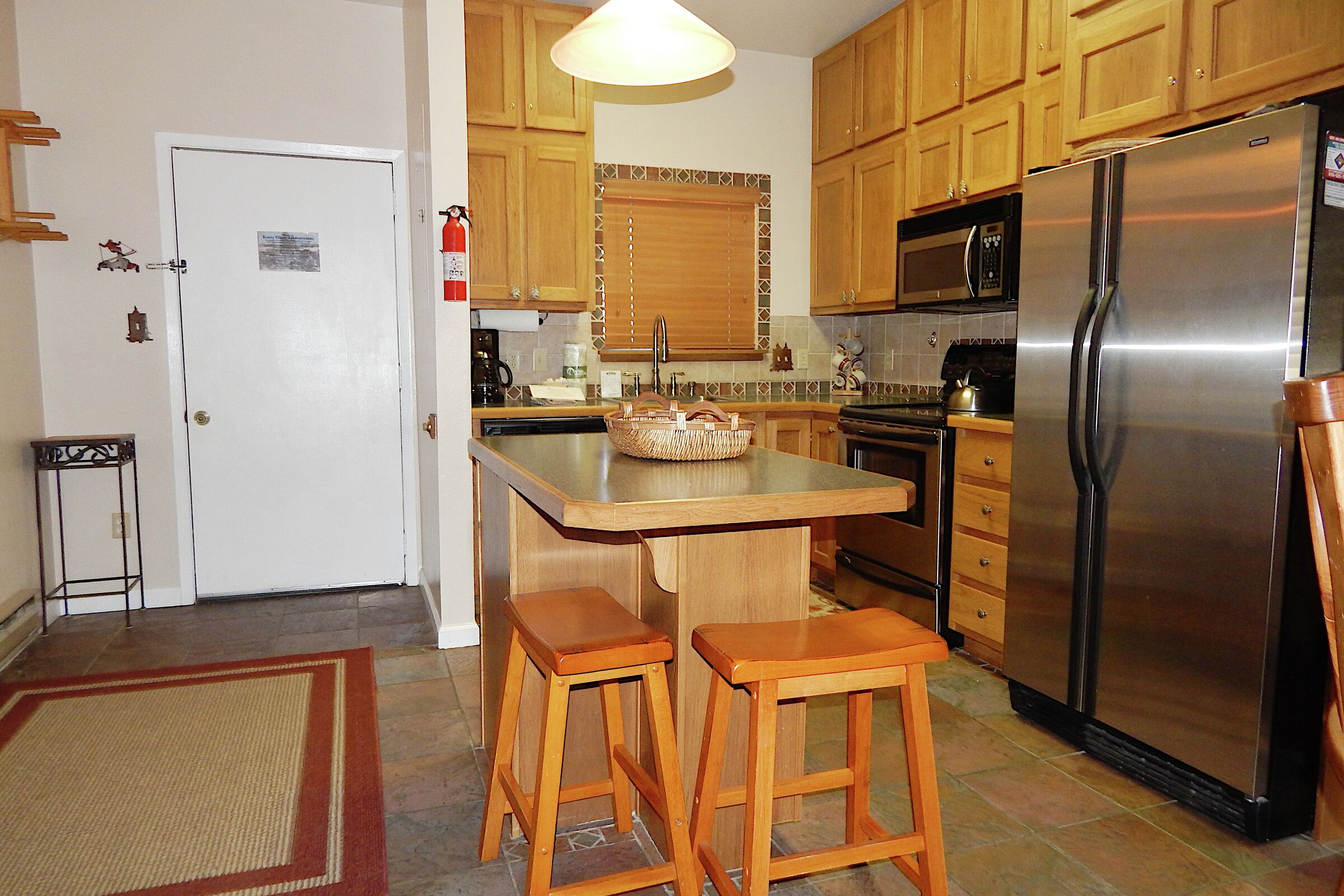 #0131 - Kitchen
