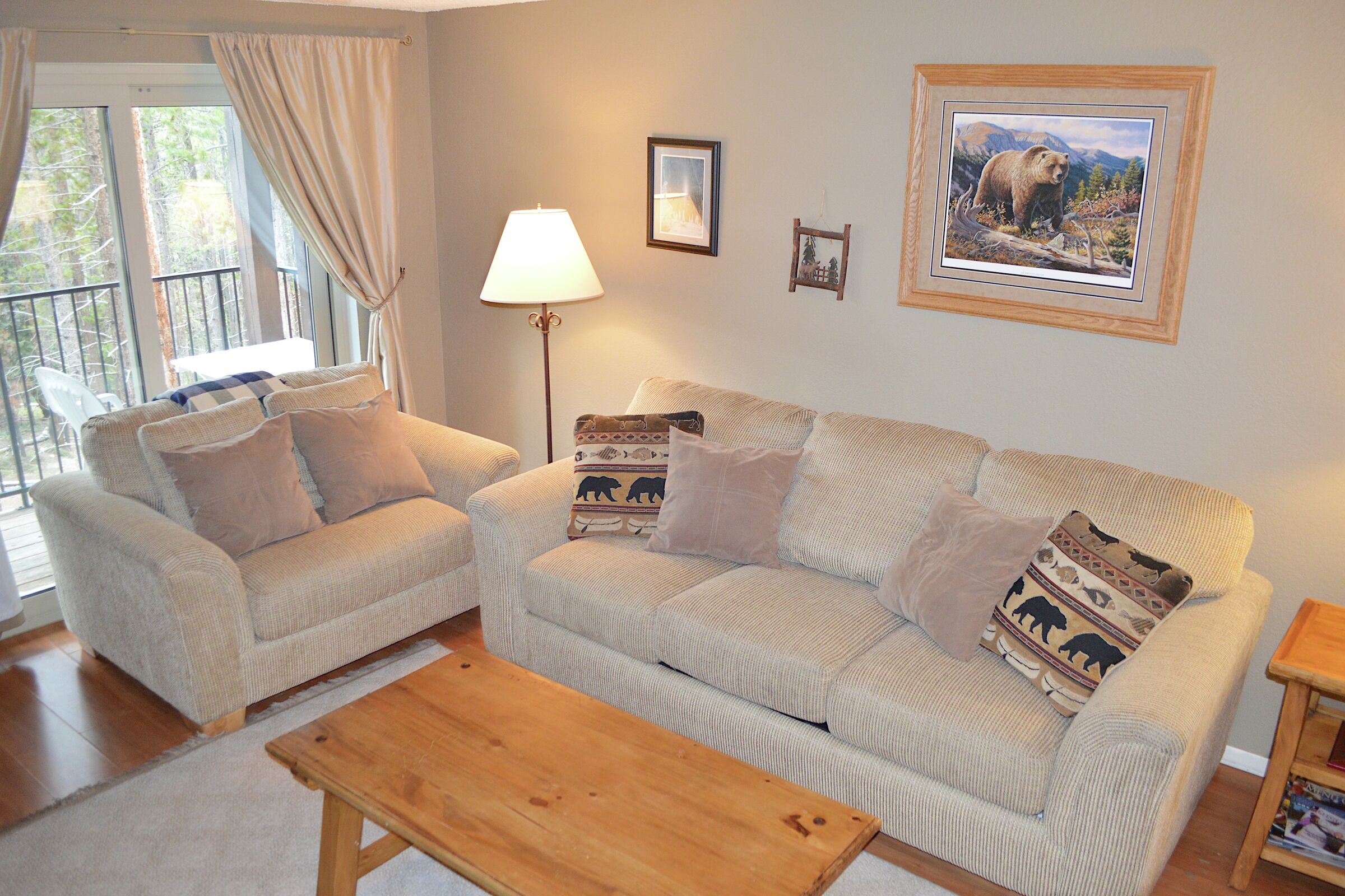 #0521R - Living Room