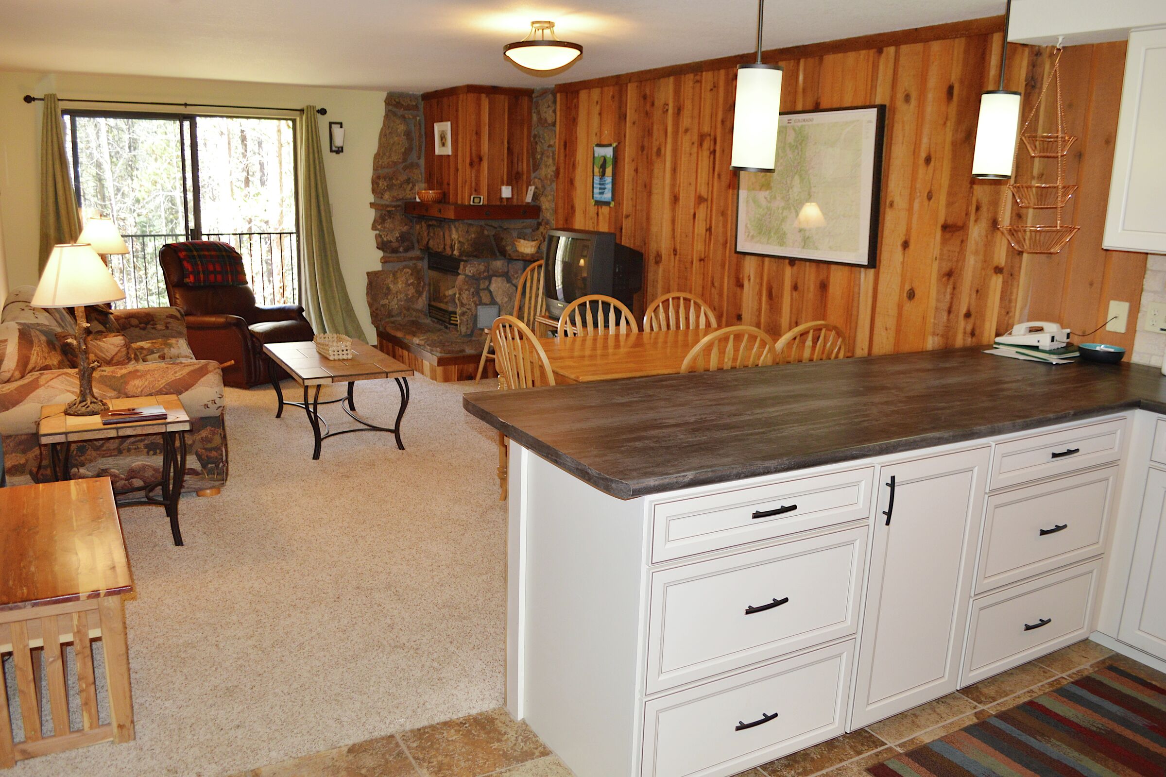 #0612R - Living Room & Dining Room