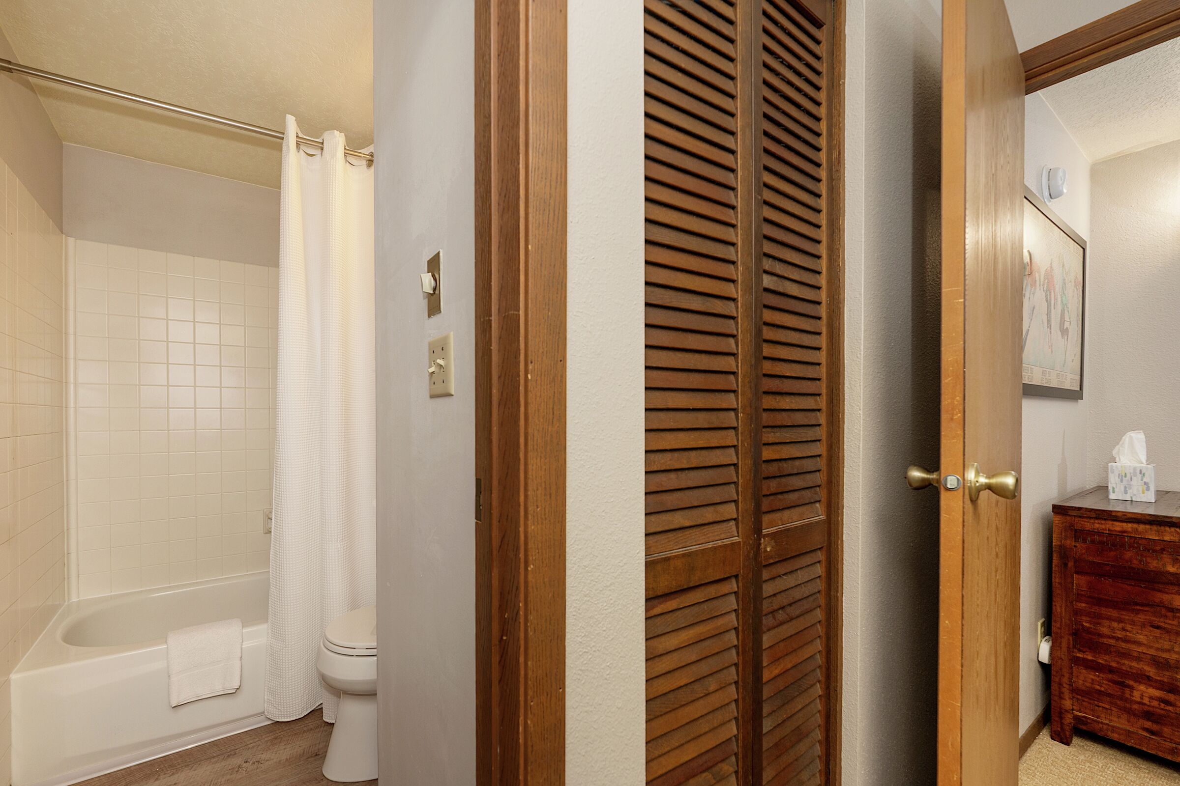 Master Ensuite Bathroom