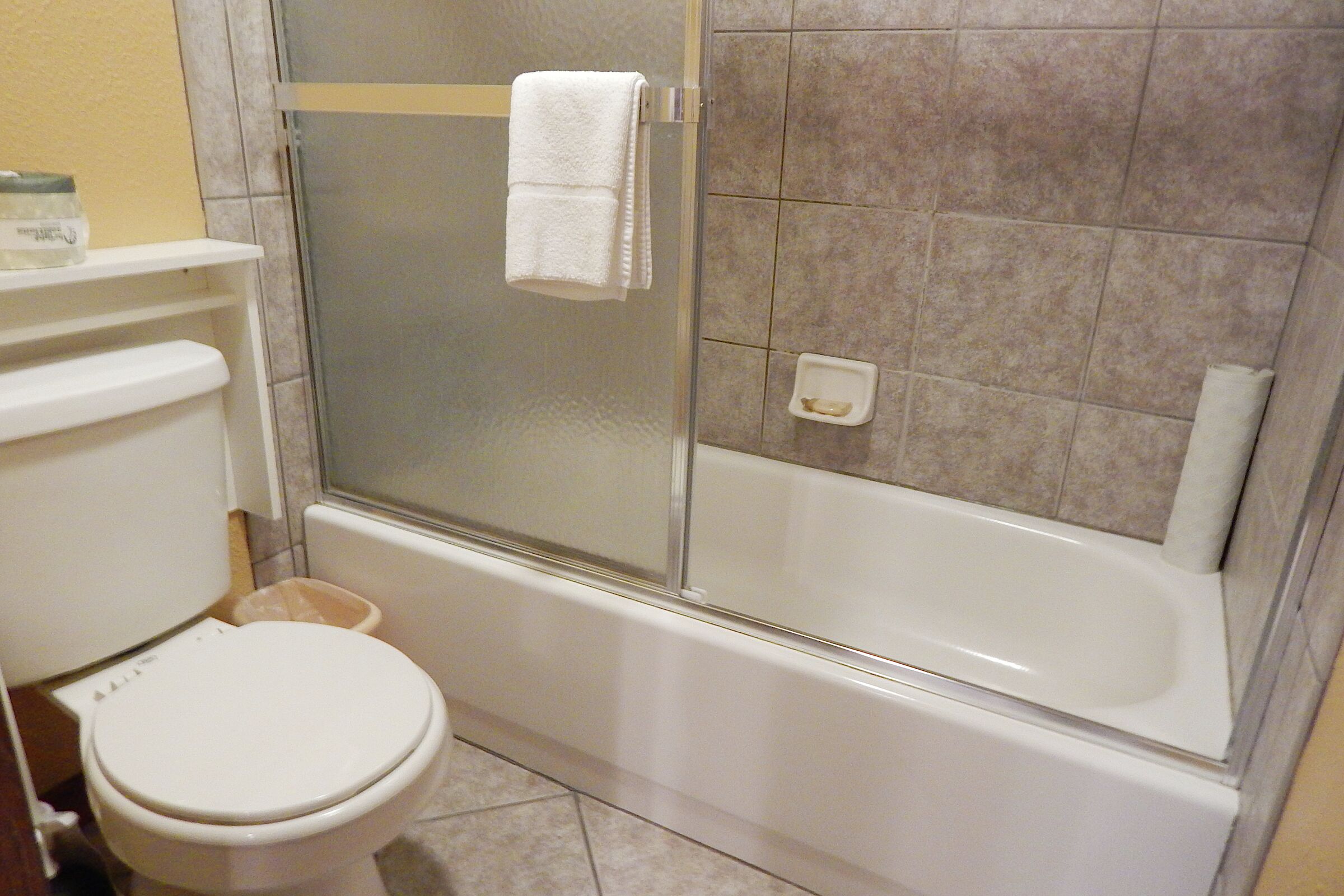 Master Ensuite Bathroom