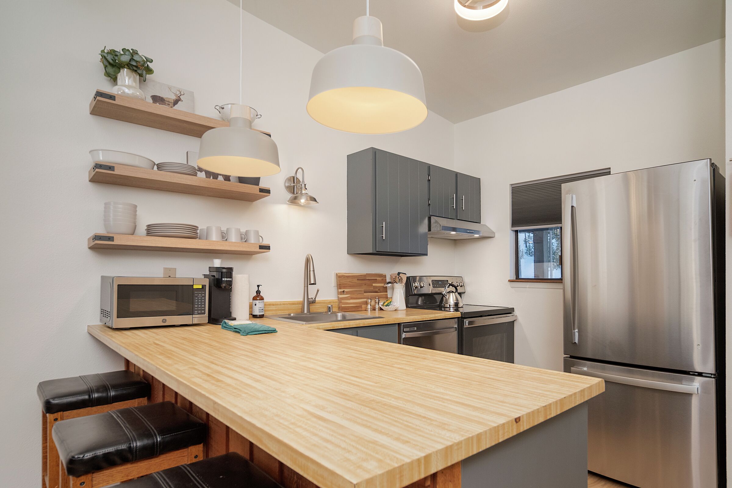 #0332 - Kitchen