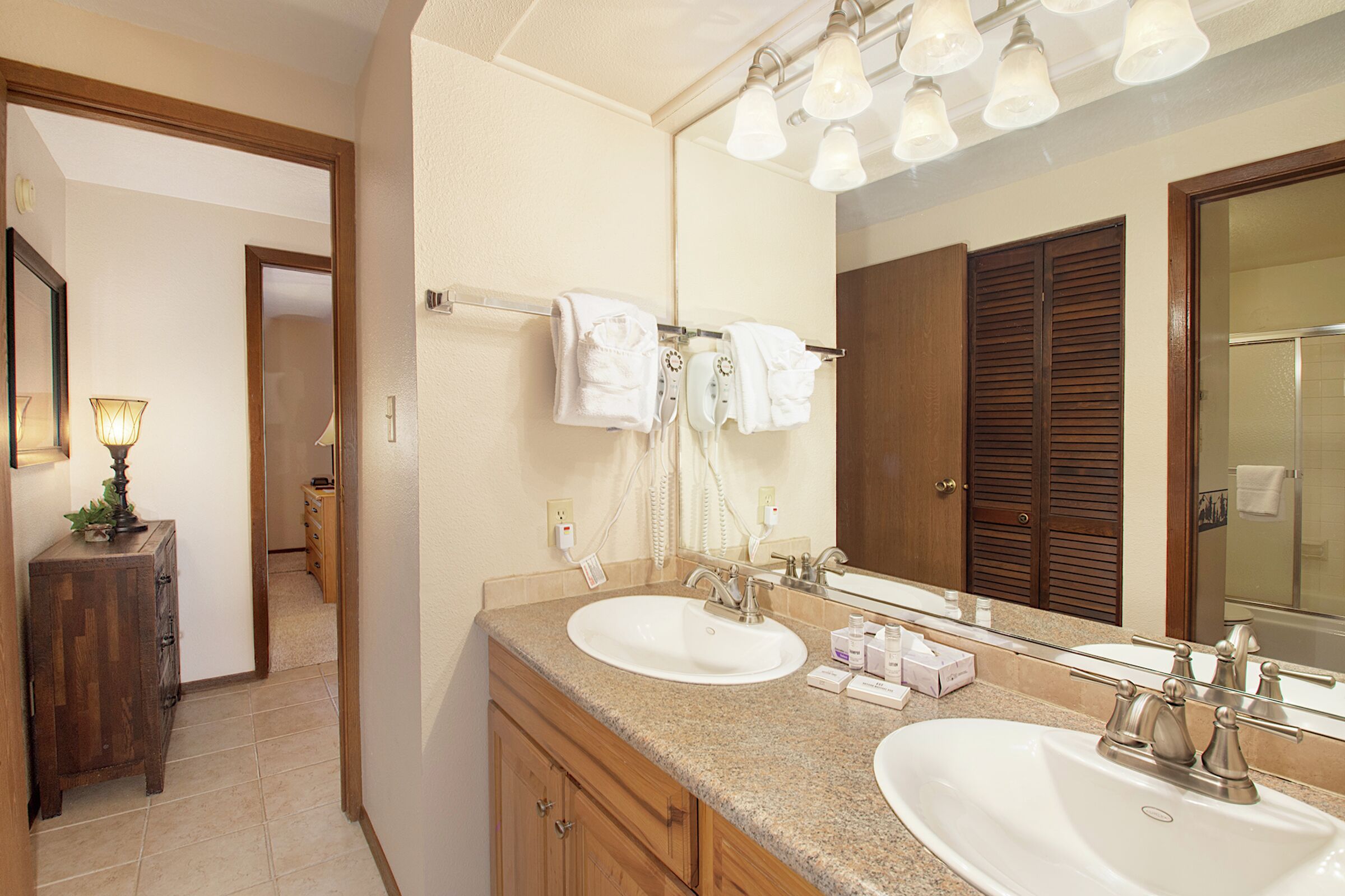 Master Ensuite Bathroom