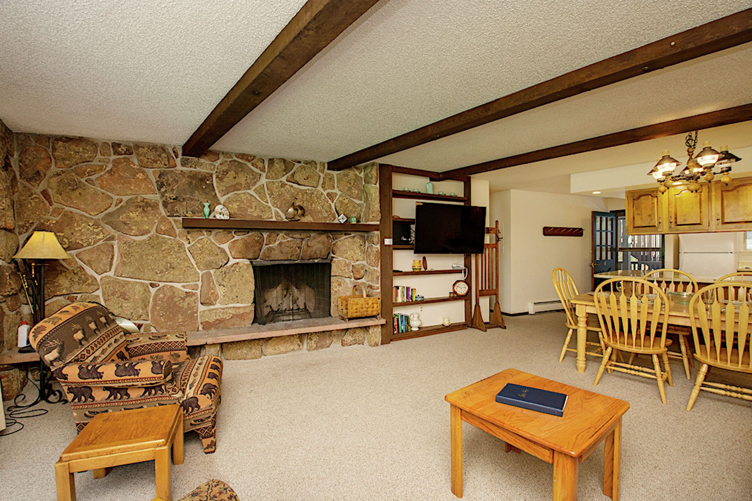 #2111 - Living Room