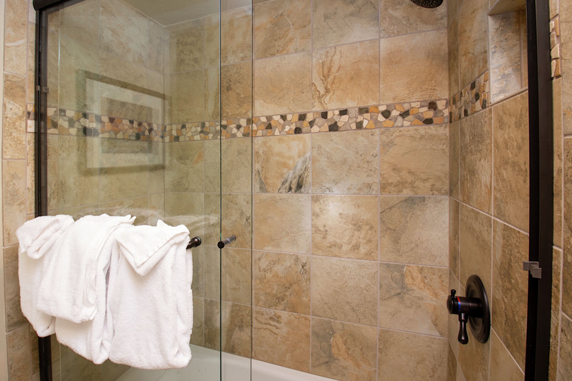 #1801 - Master Ensuite Bathroom
