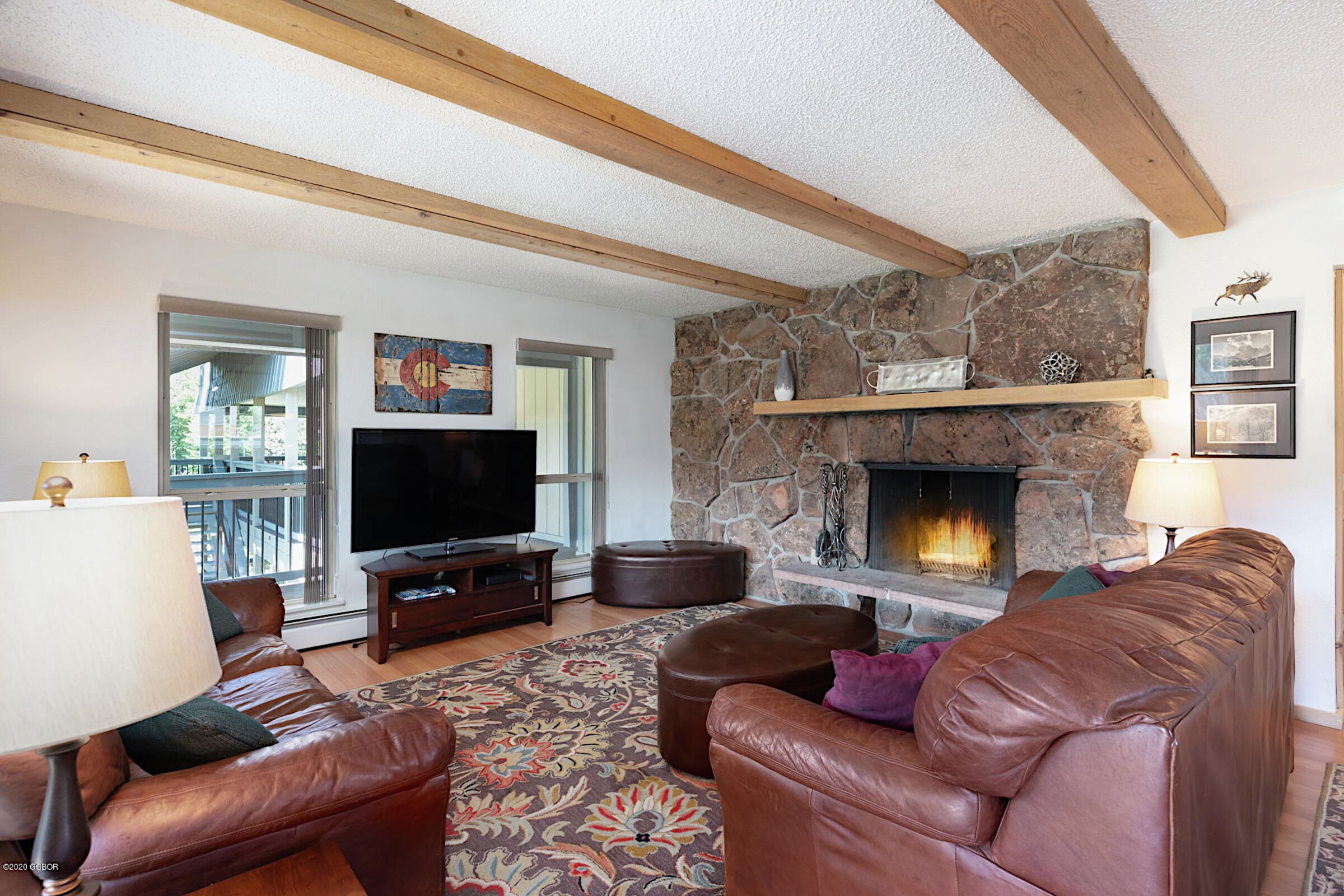 #1618 - Living Room