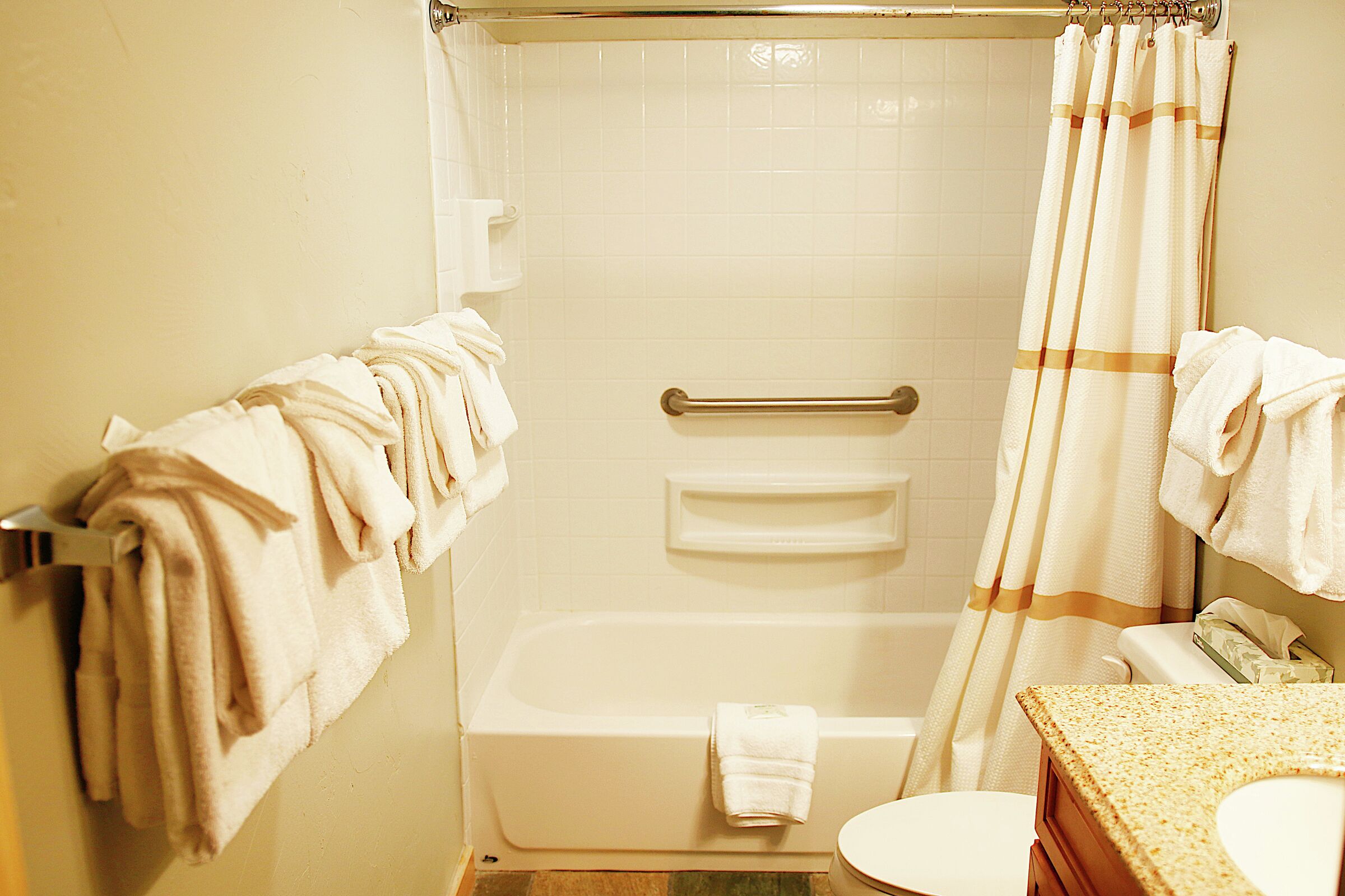 #8-6 - Bathroom