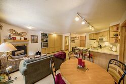 #D4104 - Living Room & Dining Room