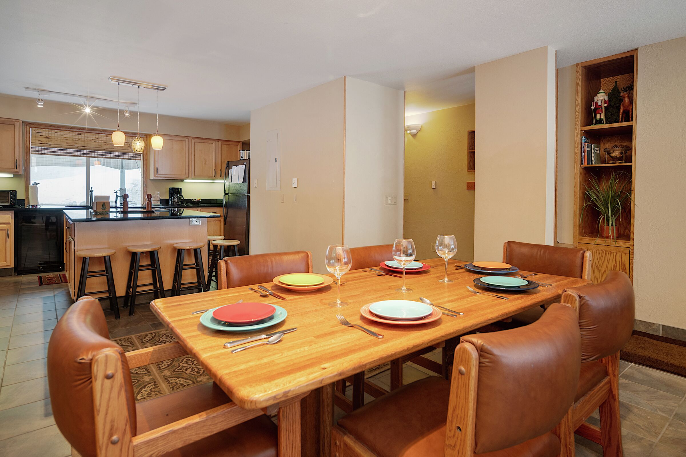#J1309 - Dining Room