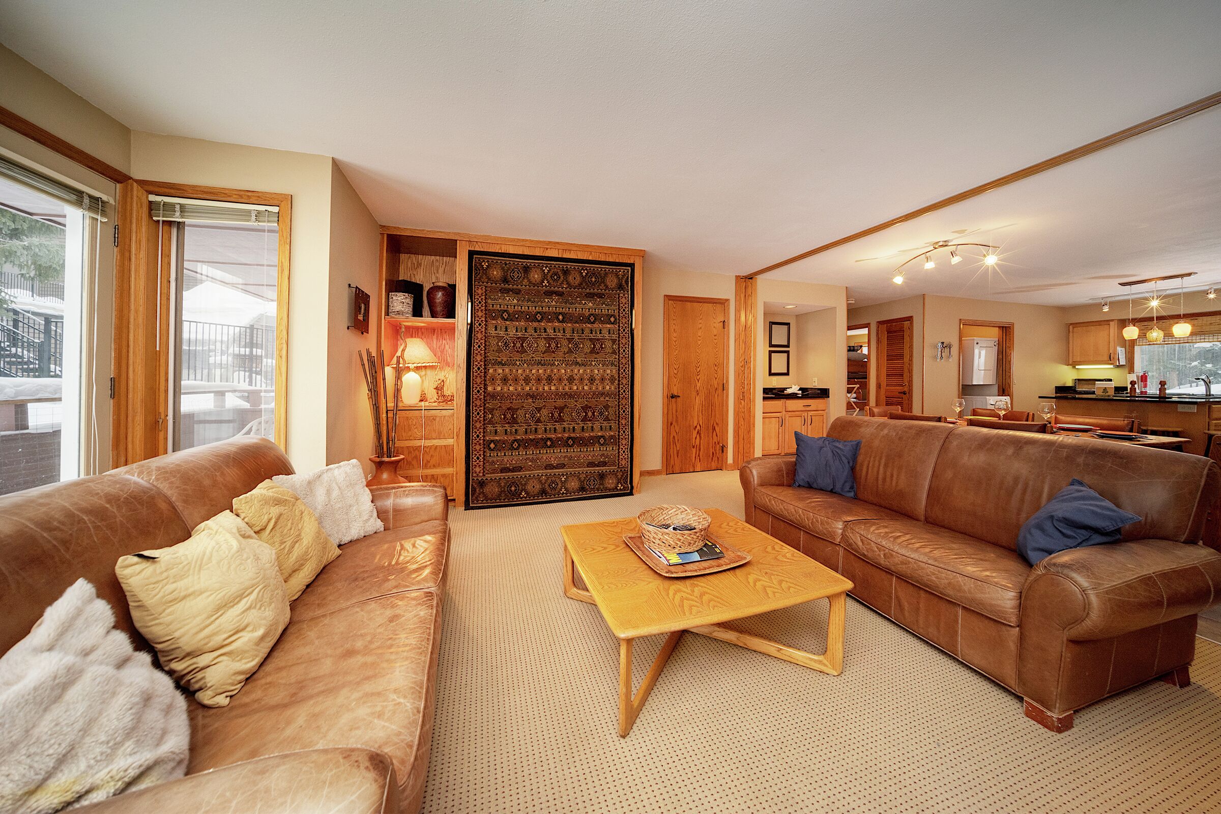 #J1309 - Living Room