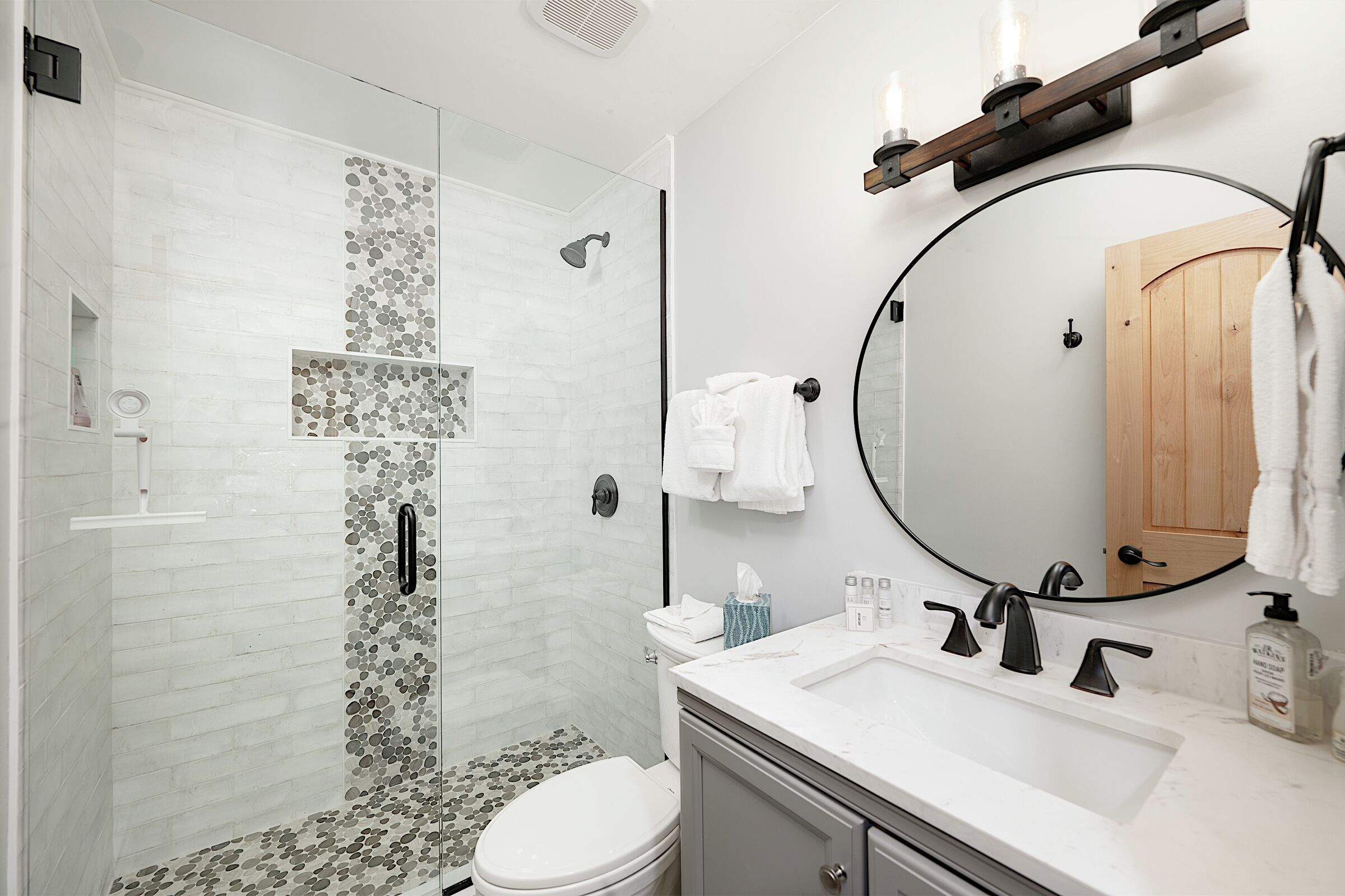 #A101 - Ensuite Bathroom