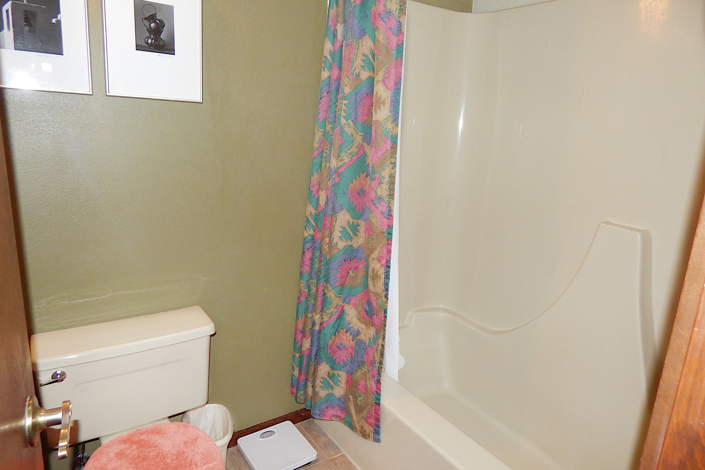 Master Ensuite Bathroom