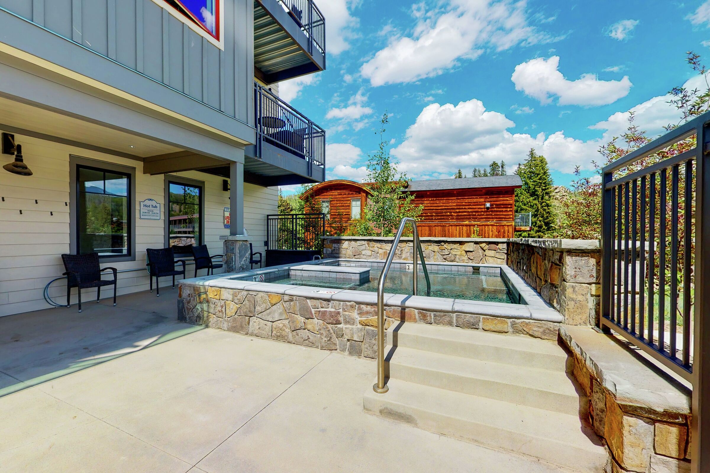 Outdoor Hot Tub