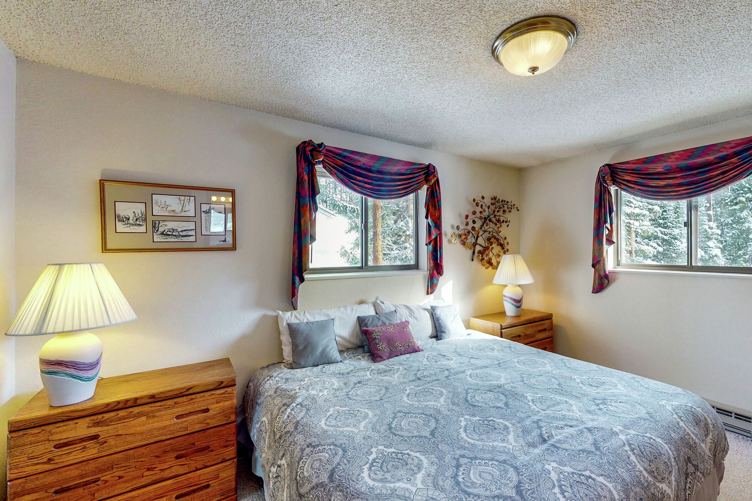 #A201 - Cozy Condo - Master Bedroom