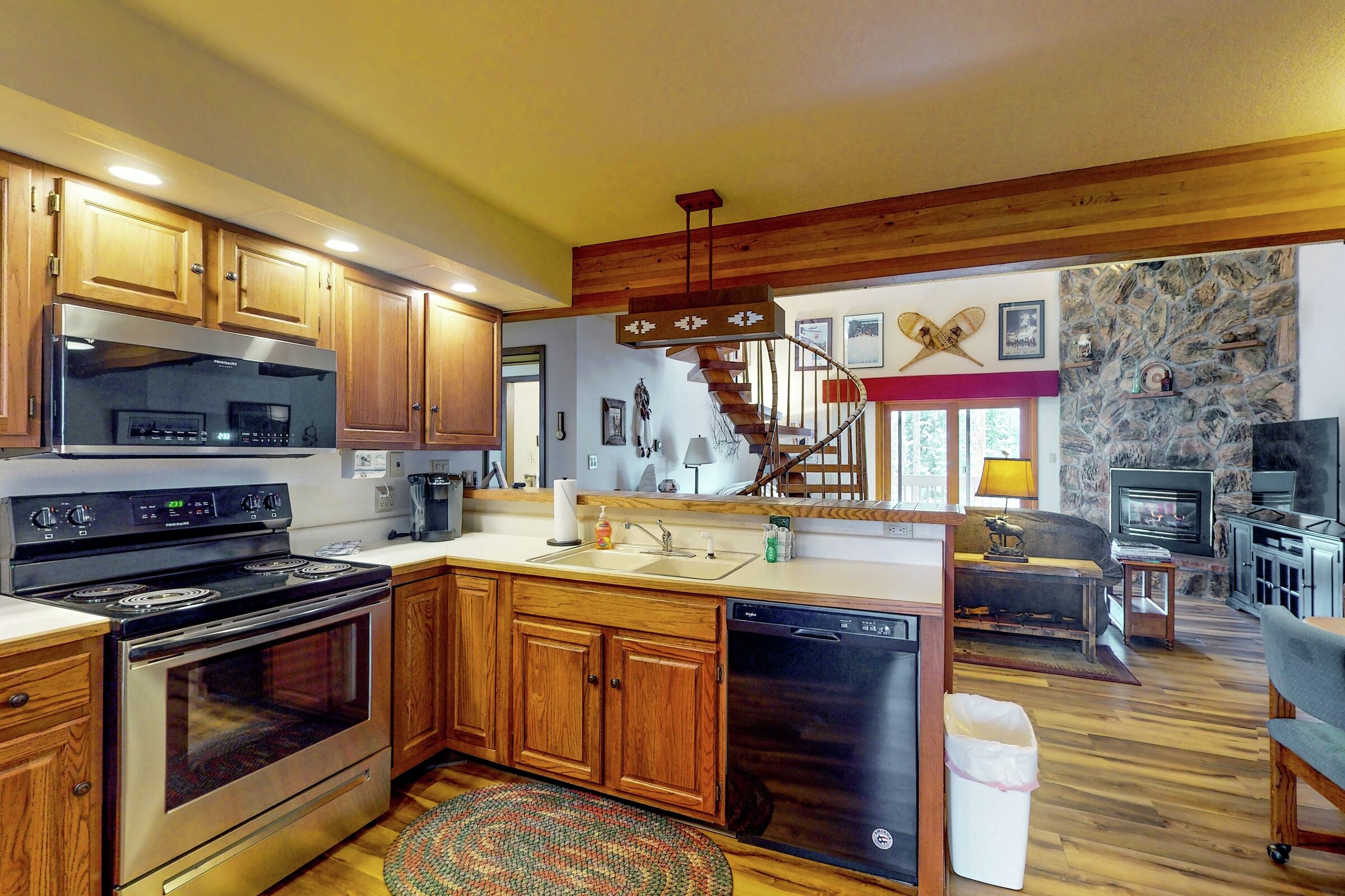 #A201 - Cozy Condo - Kitchen