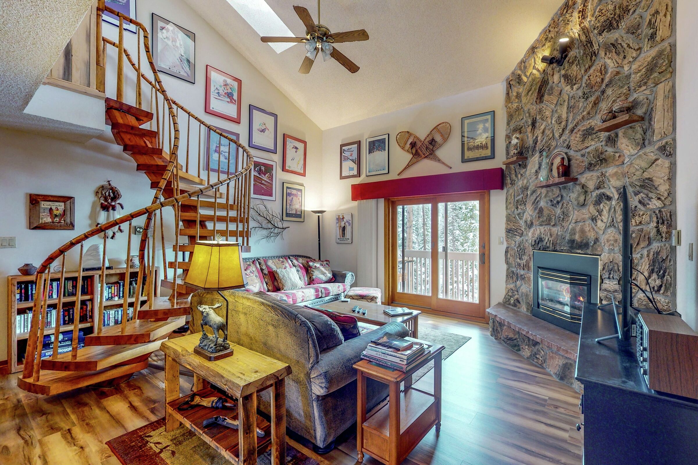 #A201 - Cozy Condo - Living Area
