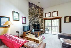 #C202 - Viking Alpine Haven - Living Area