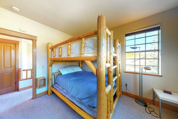 #109 - Red Quill Village - Bedroom