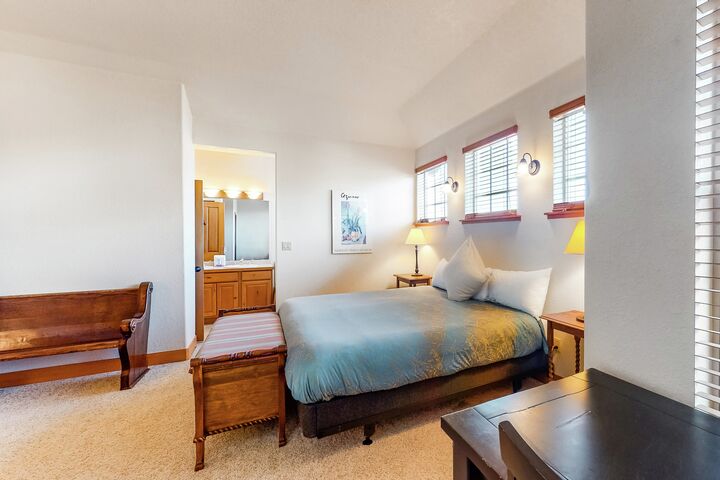 #703 - Winter Park Retreat - Master Bedroom