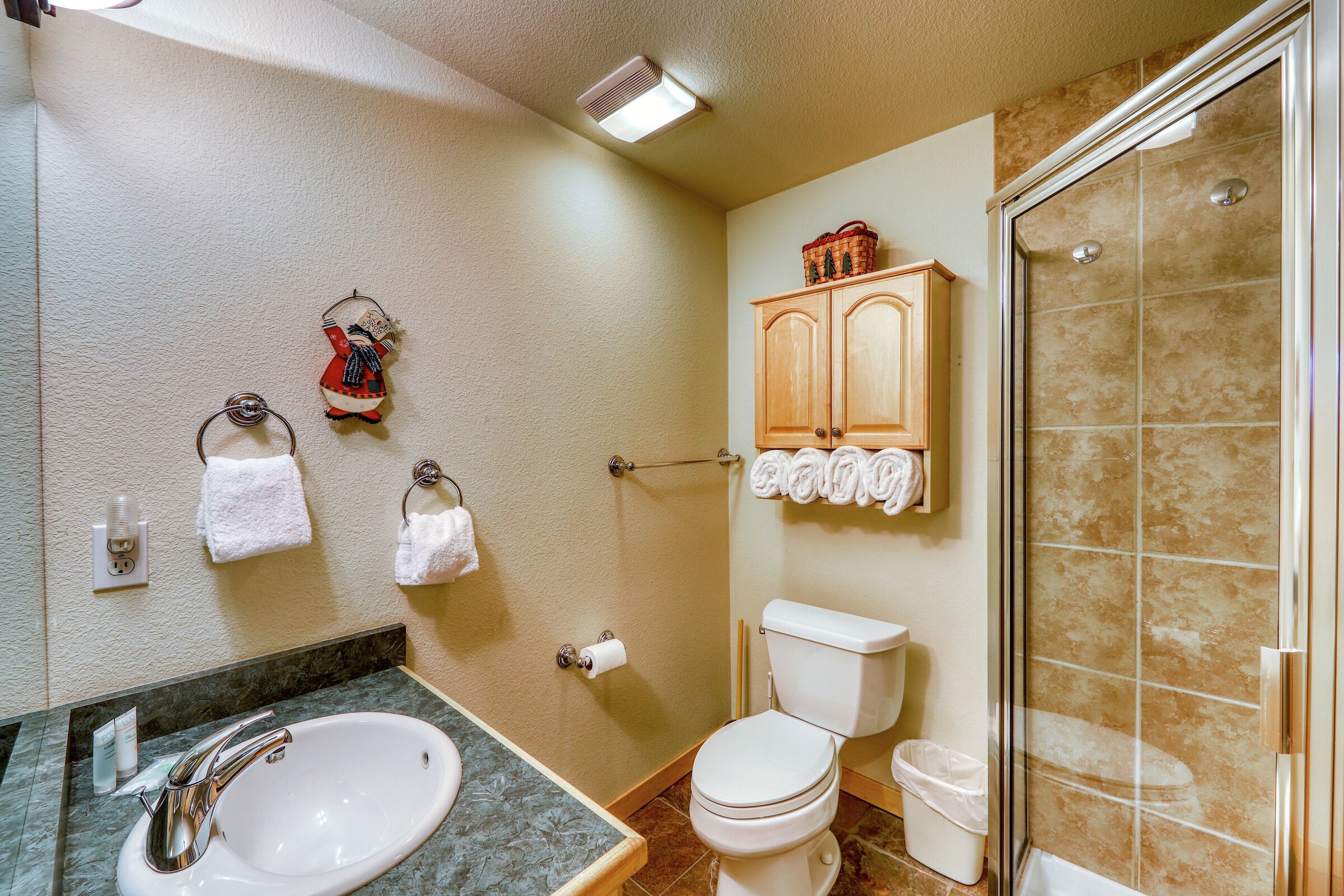 #211 - Sawyer - Bathroom