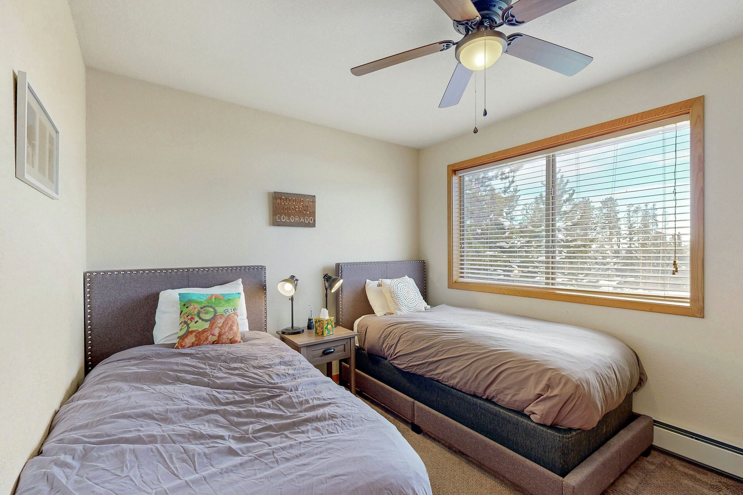 #101 - Cabin Sweet Cabin - Bedroom