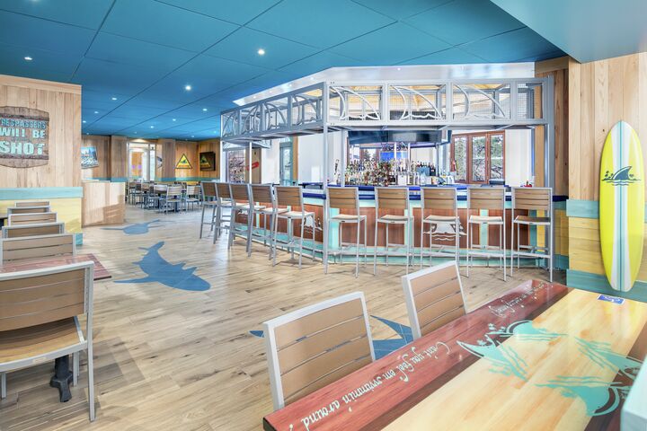 LandShark Bar