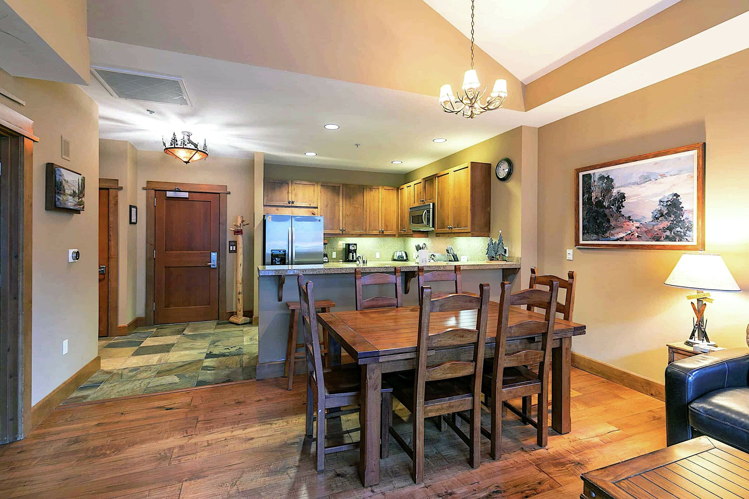 #310 North - Dining Room & Kitchen