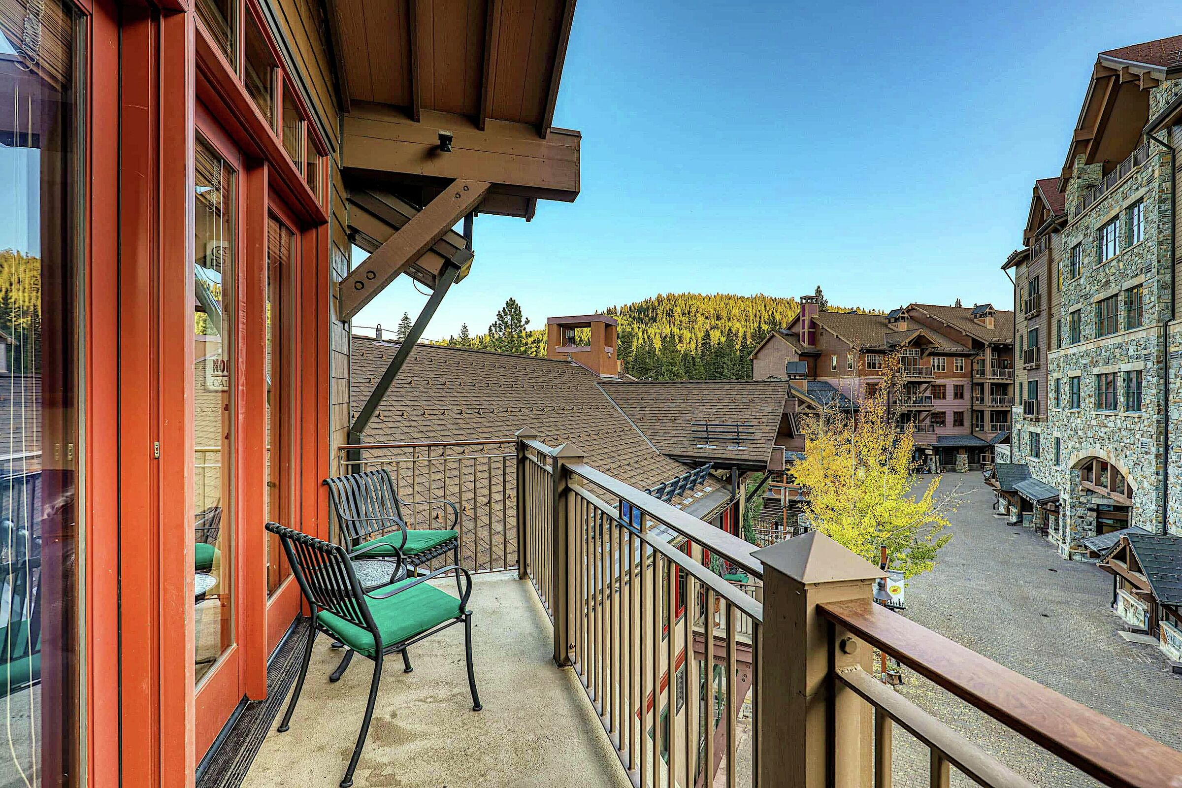 #310 North - Balcony