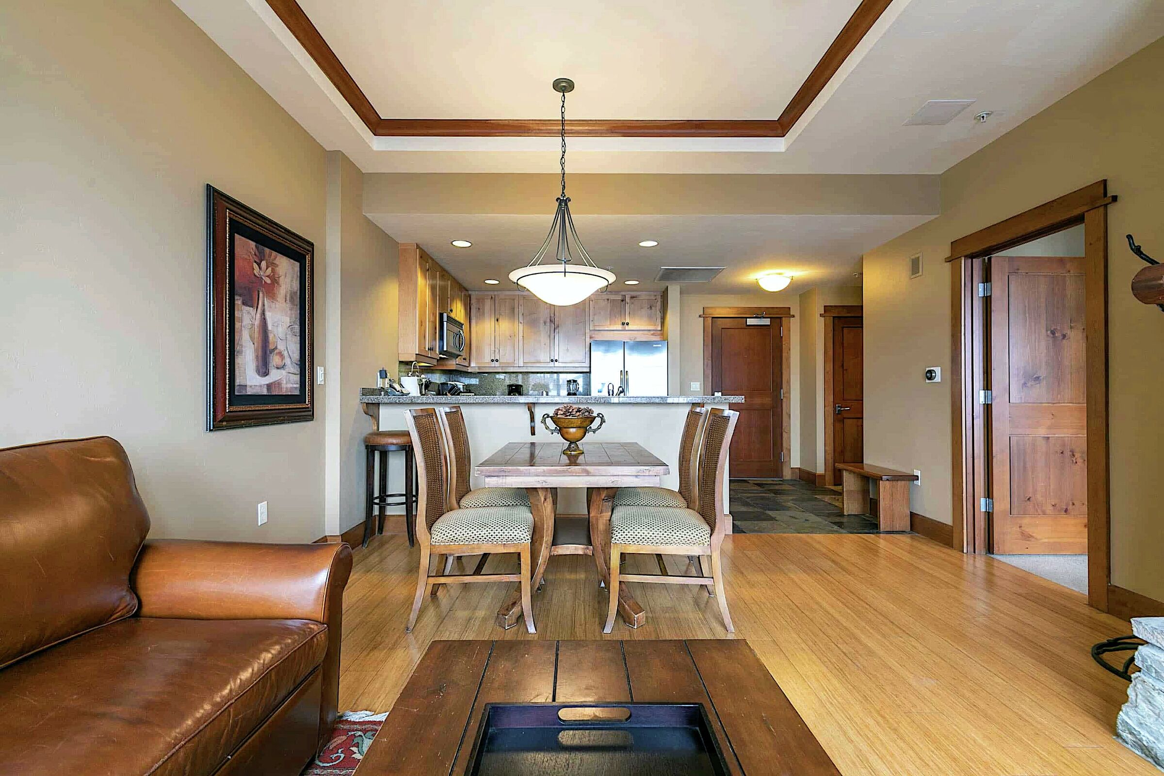 Dining Room & Kitchen