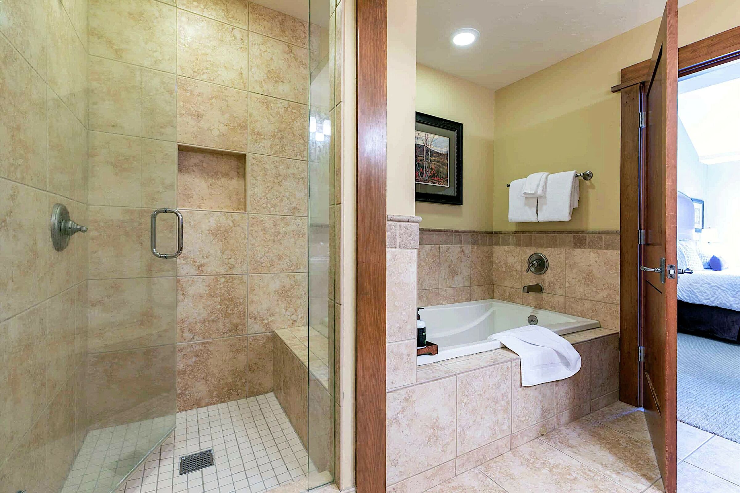 #510 South - Master Ensuite Bathroom