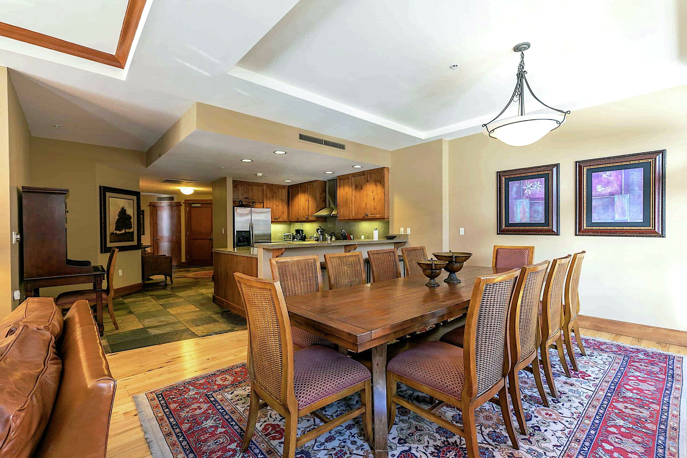 Dining Room & Kitchen