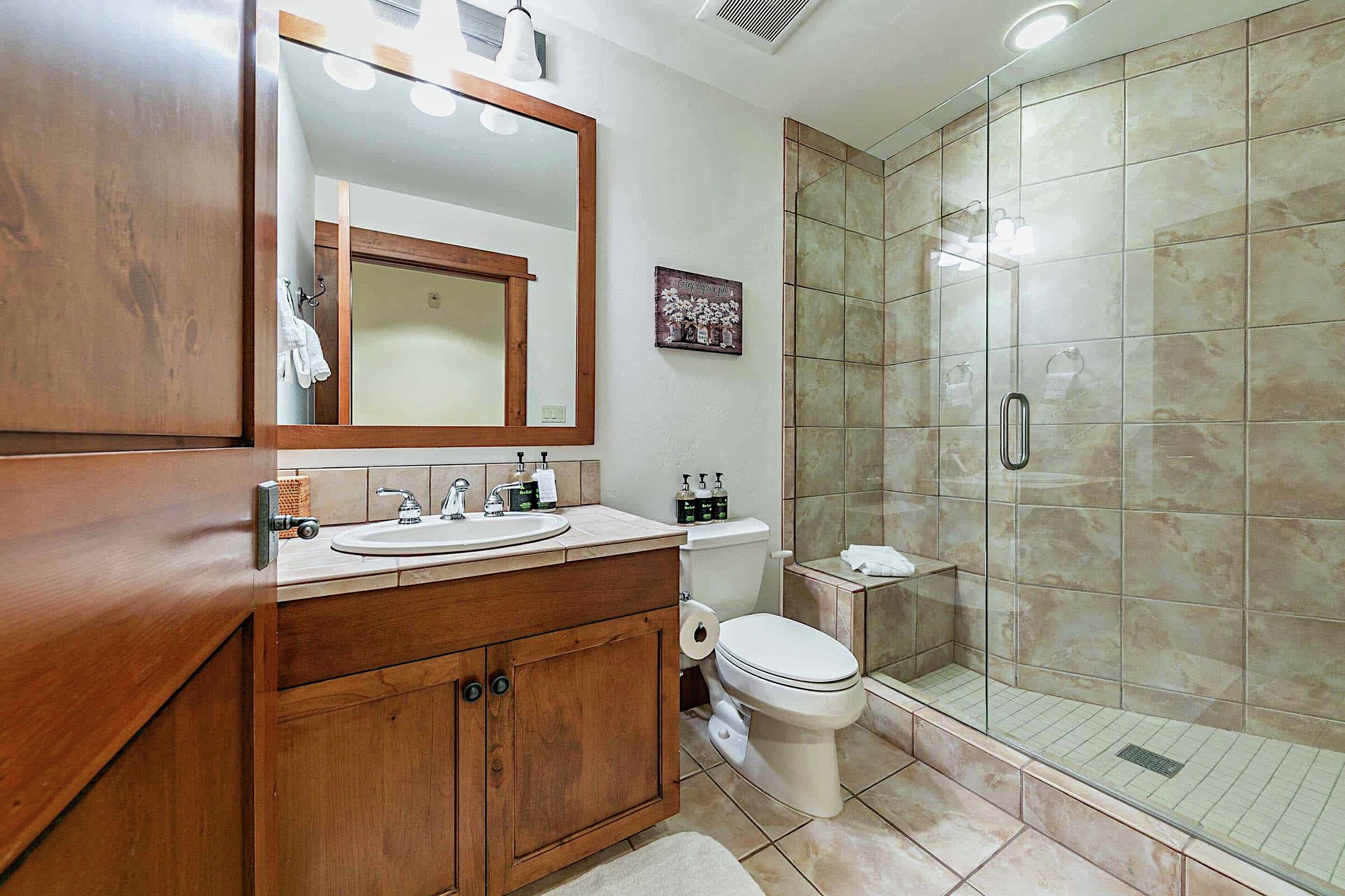#408 South - Bathroom