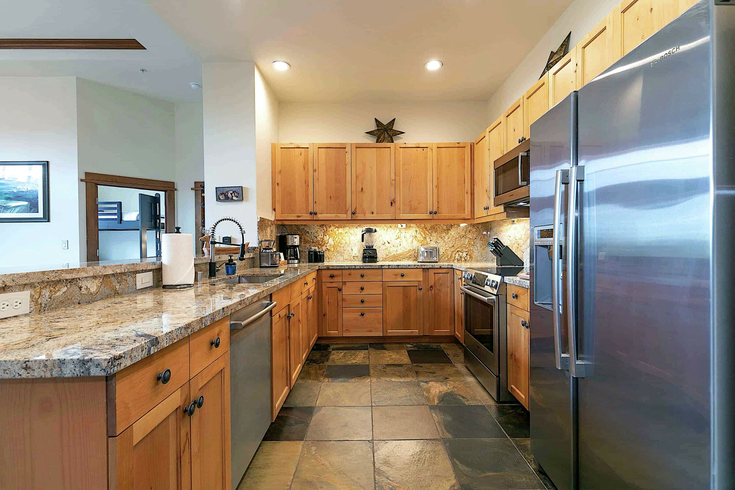 #103 North - Kitchen