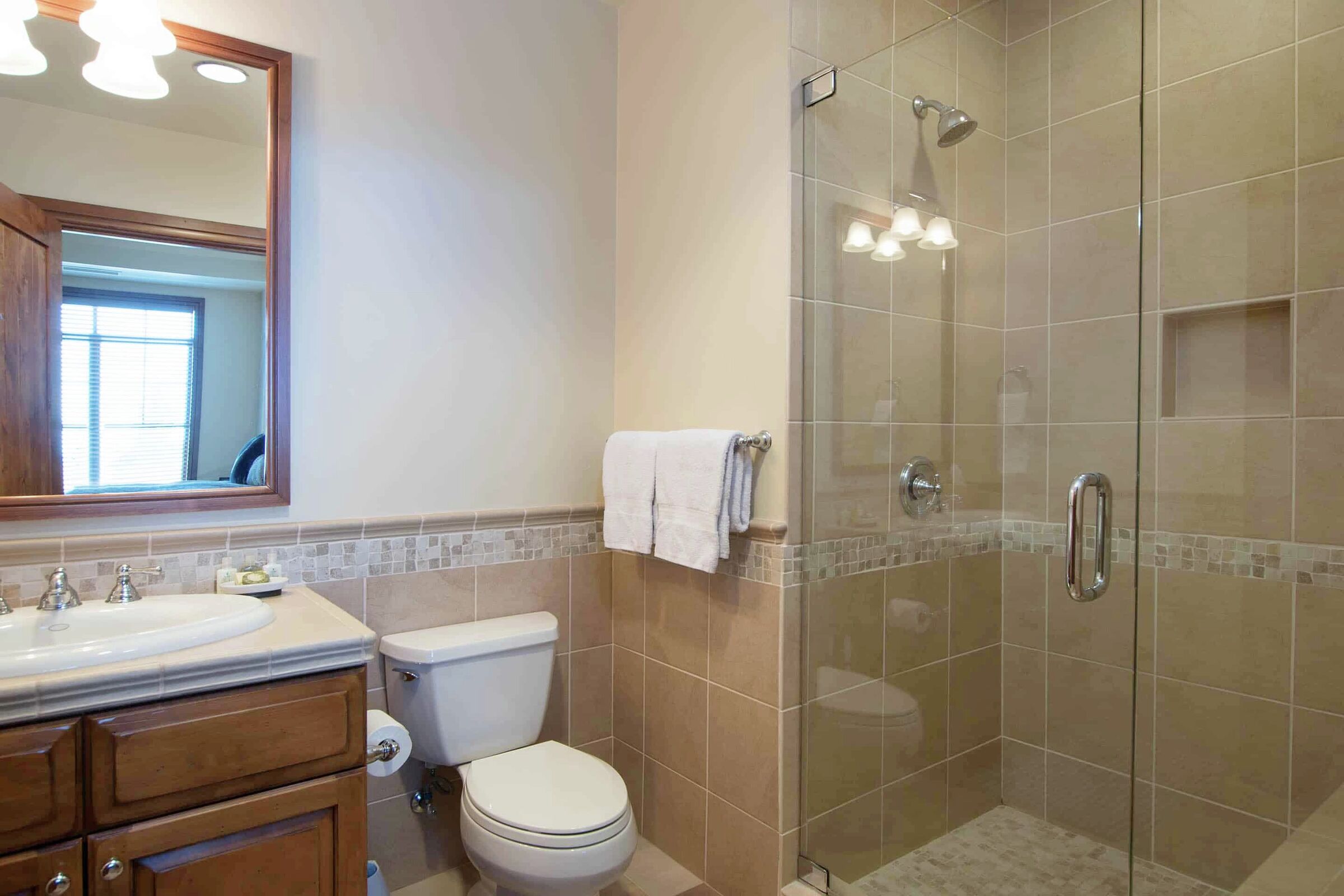 #501 - Ensuite Bathroom