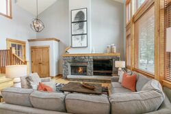 #5B - Living Room