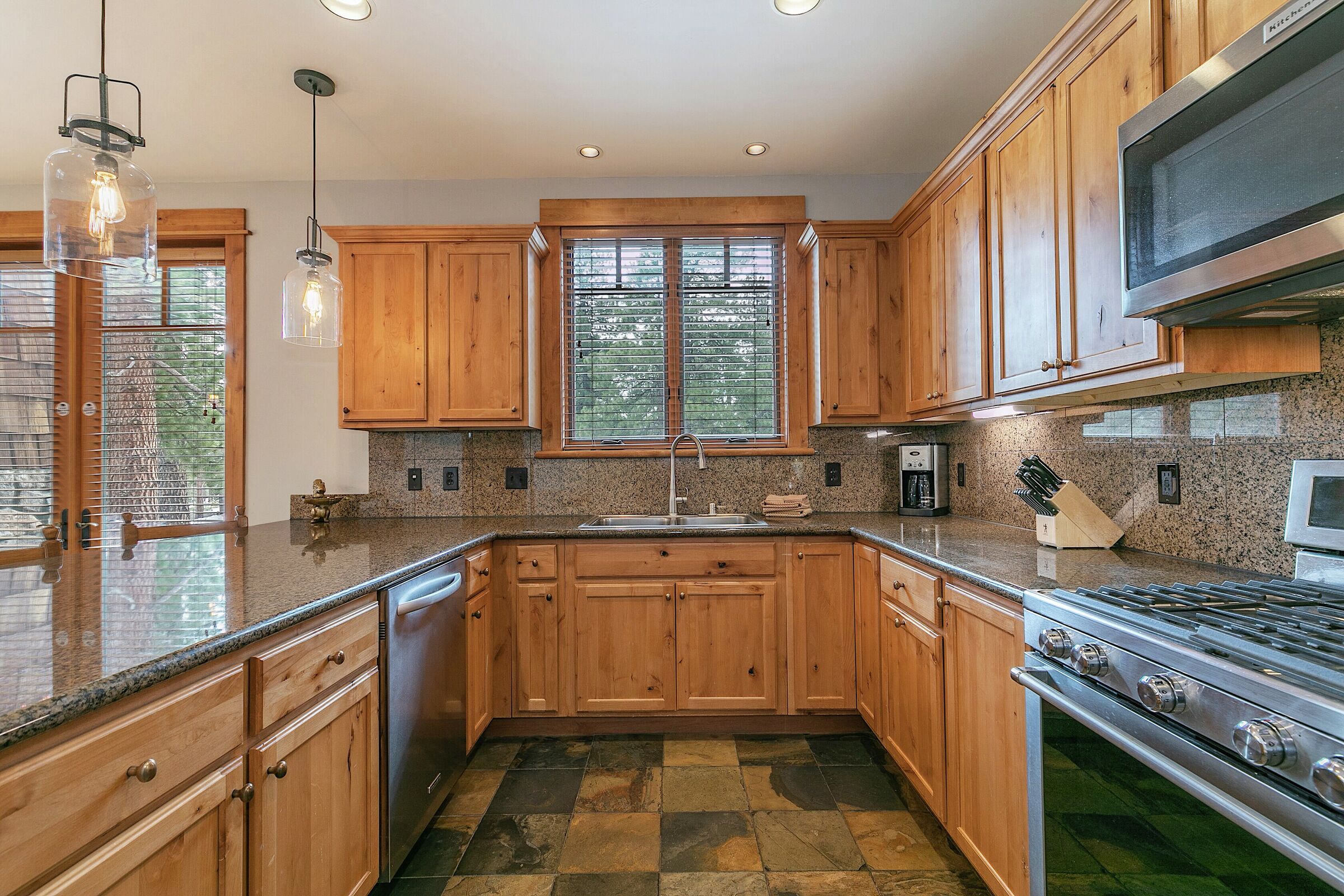 #5B - Kitchen