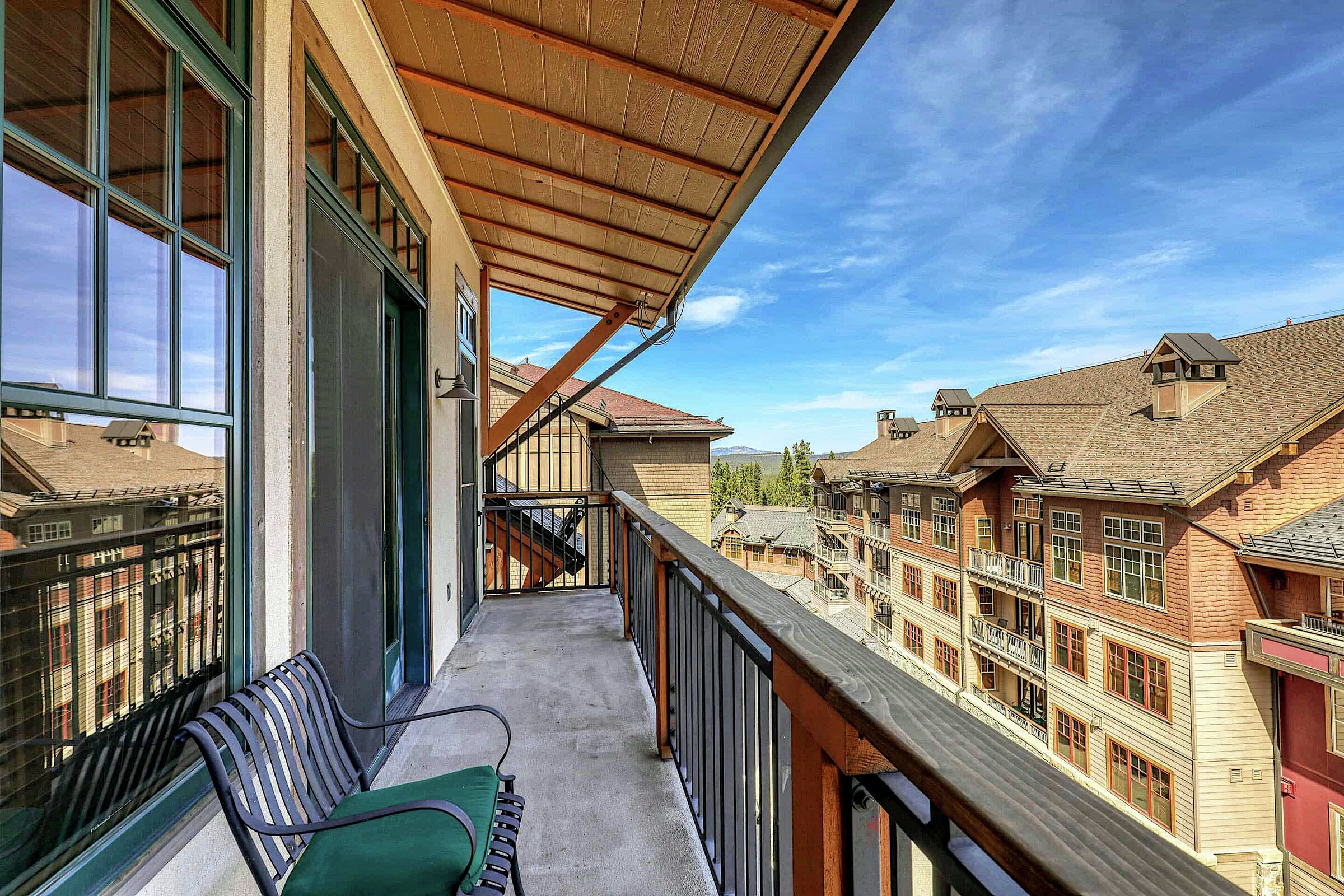 #501 - Balcony