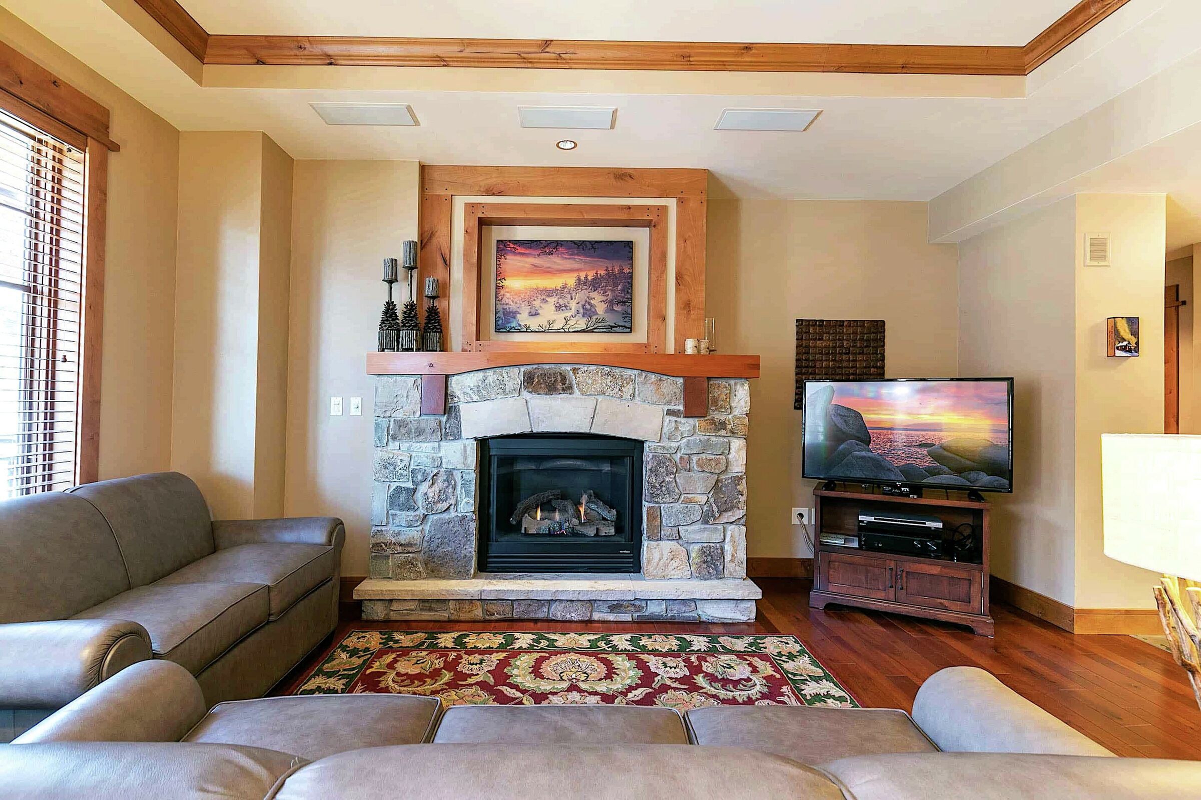 #301 - Living Room