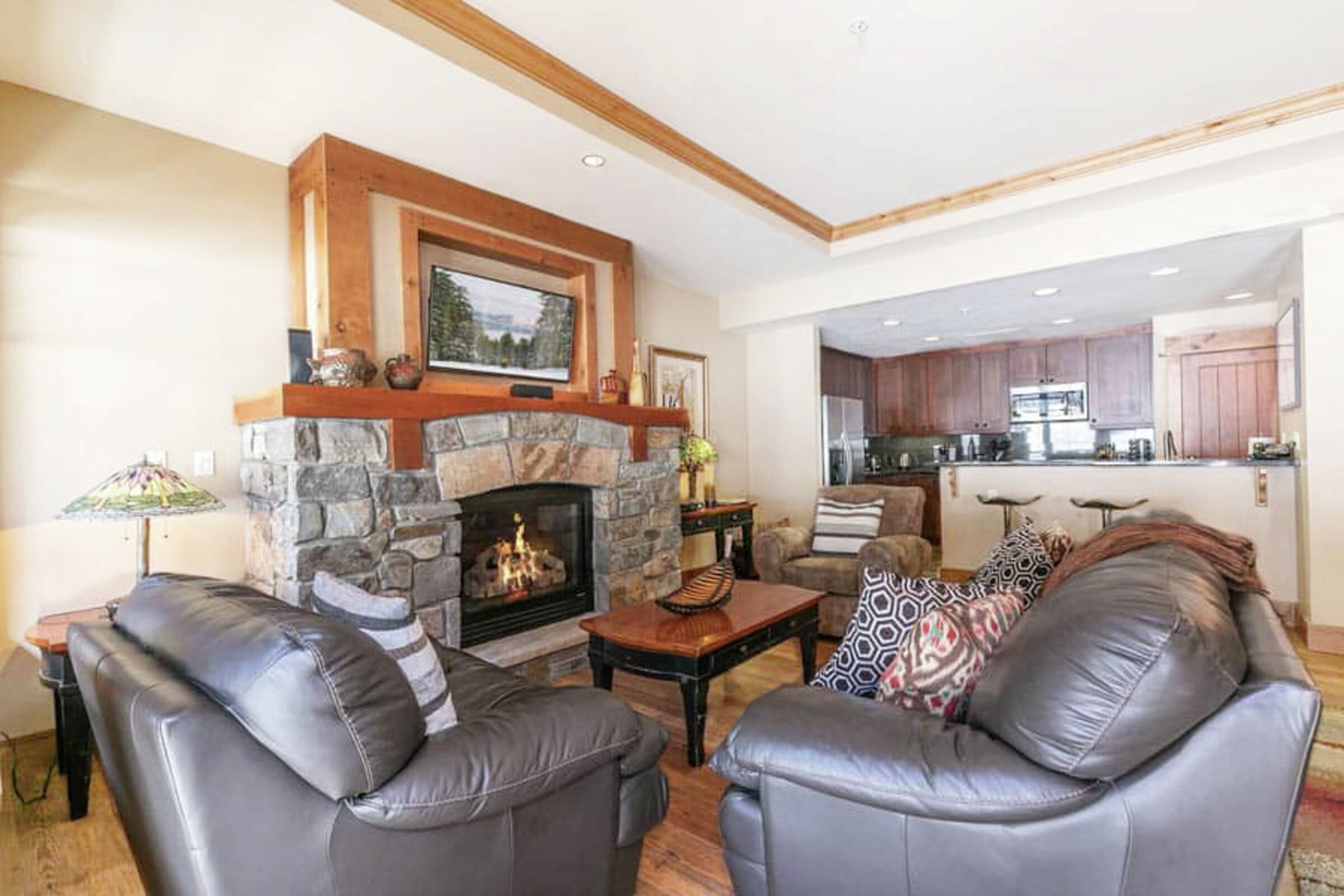 #310 - Living Room