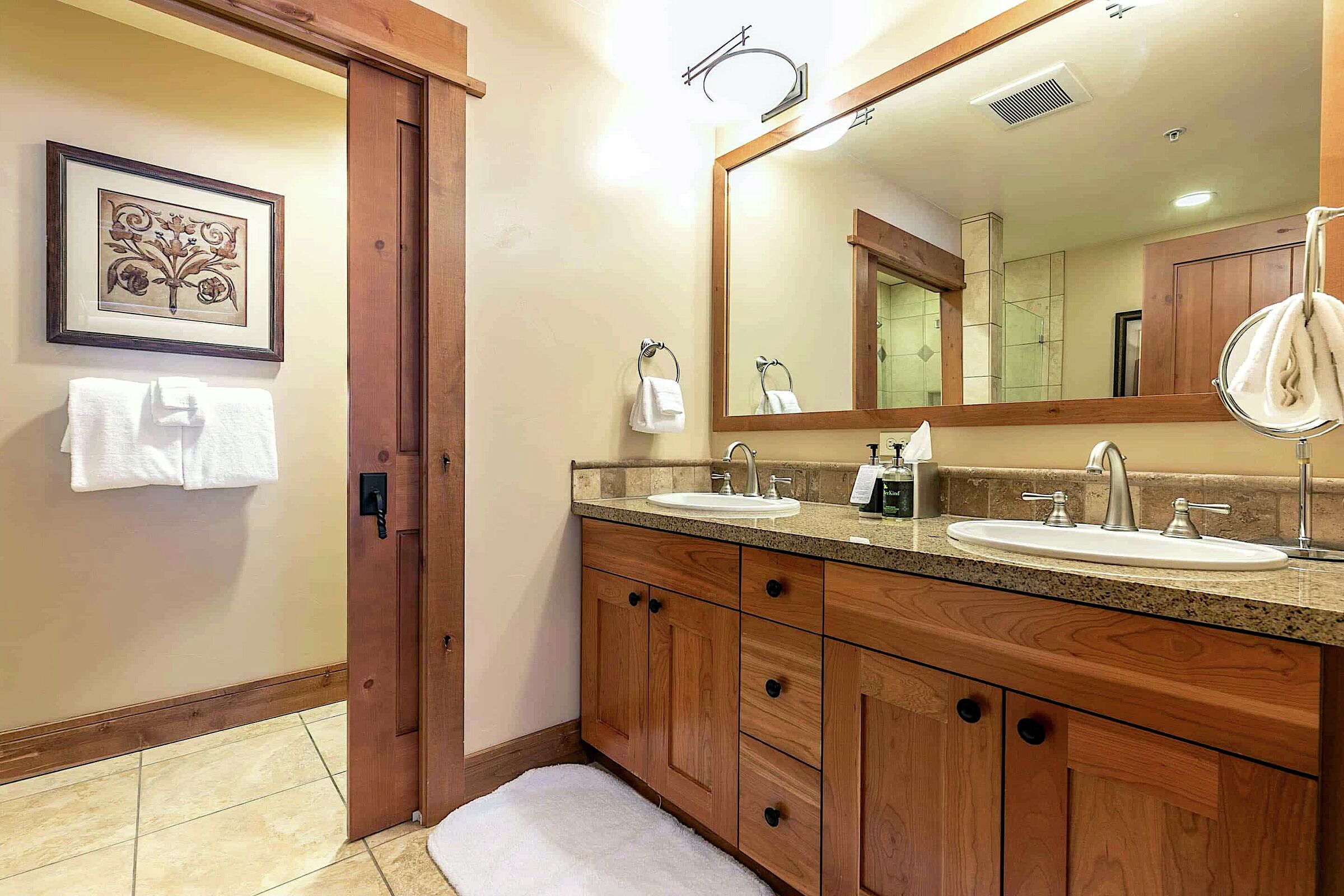 #510 - Master Ensuite Bathroom