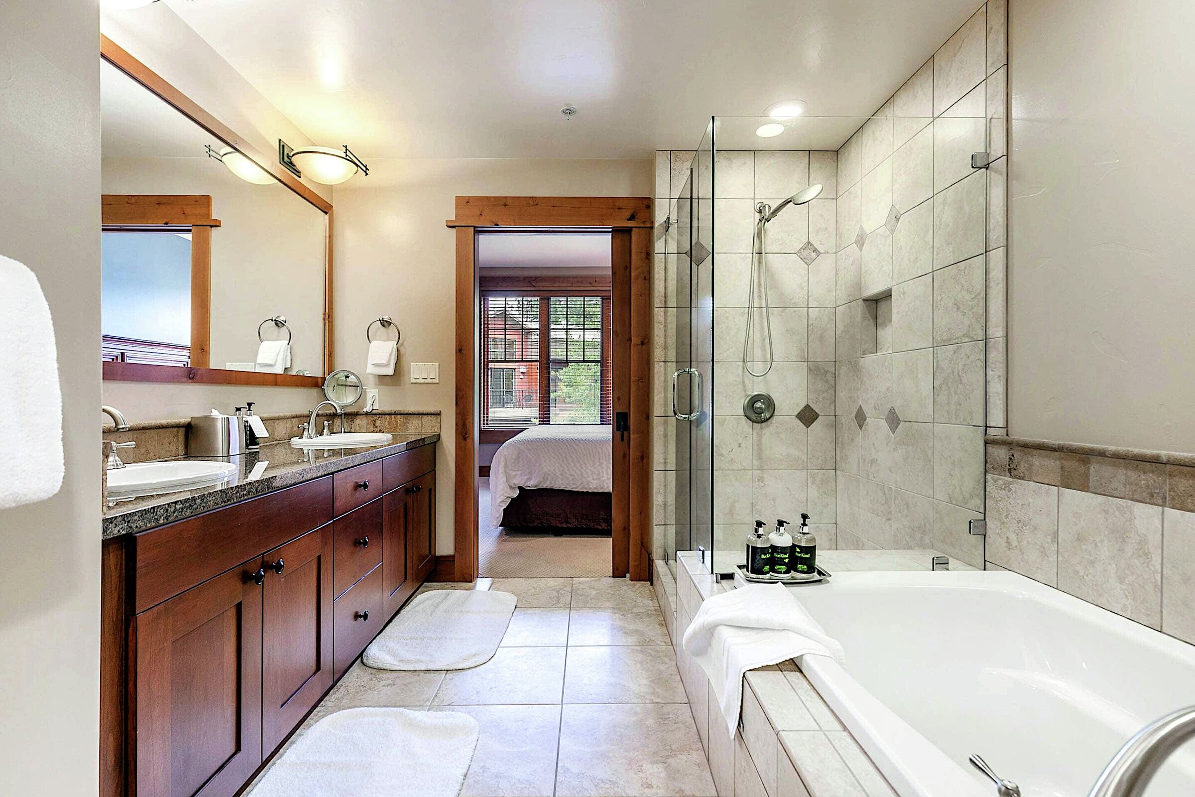 Master Ensuite Bathroom
