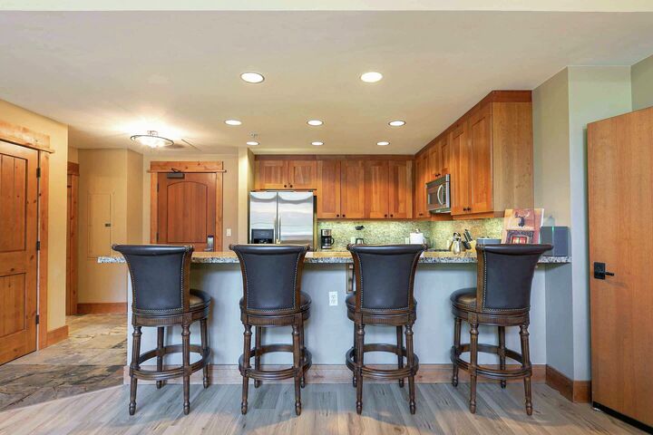 #101B - Kitchen
