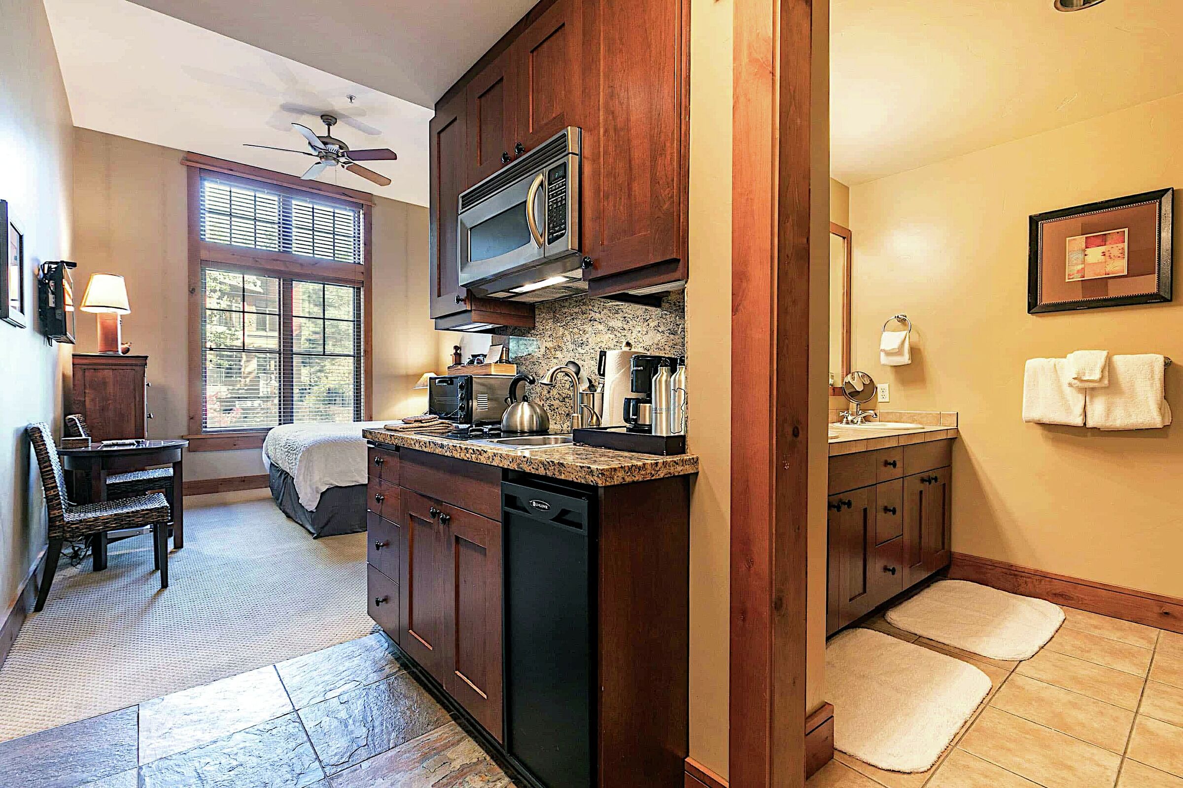 Junior Suite Kitchenette