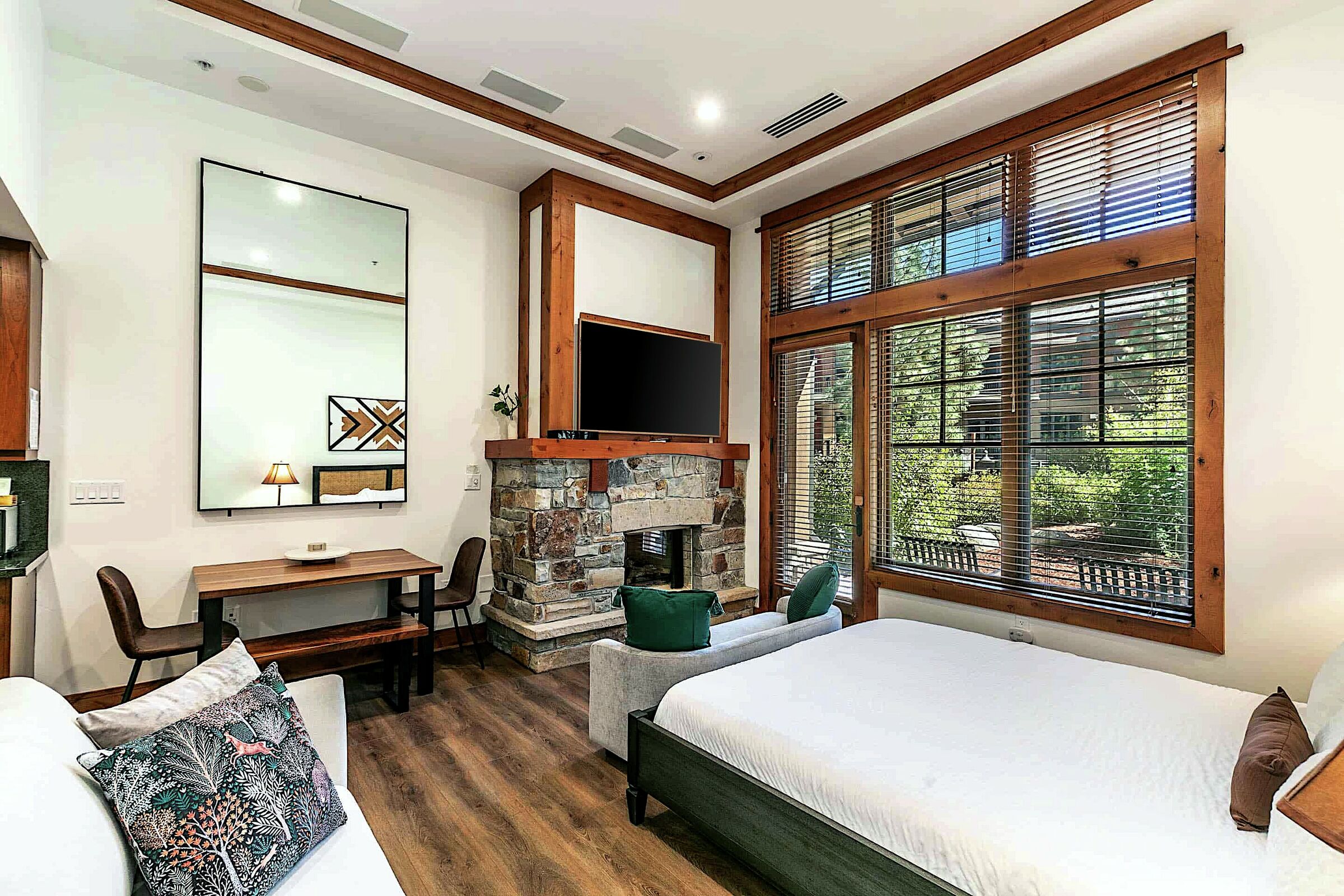 Studio Bedroom