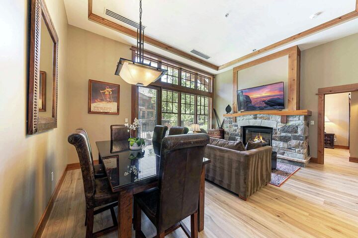 #101 - Dining Area