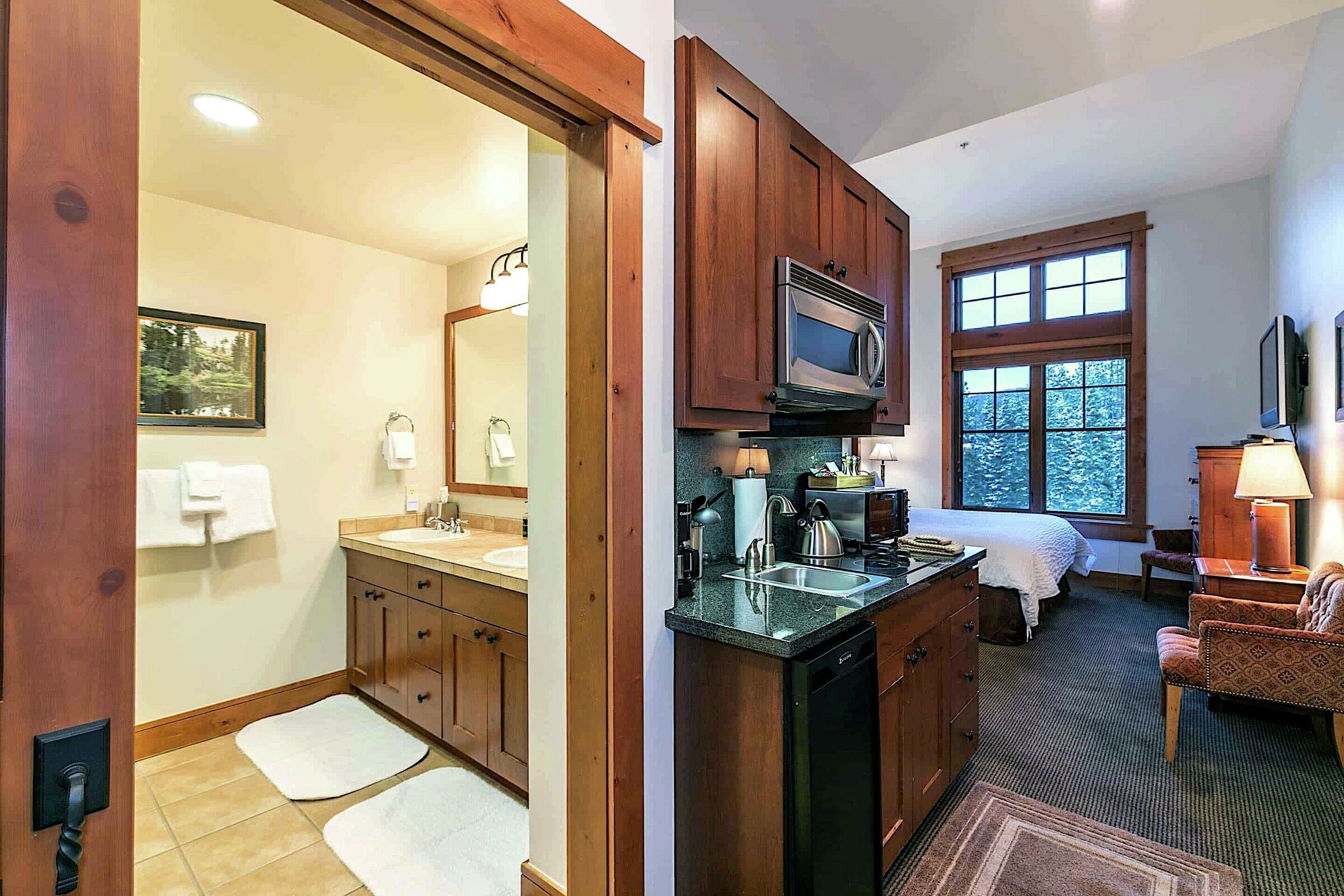 Studio Kitchenette