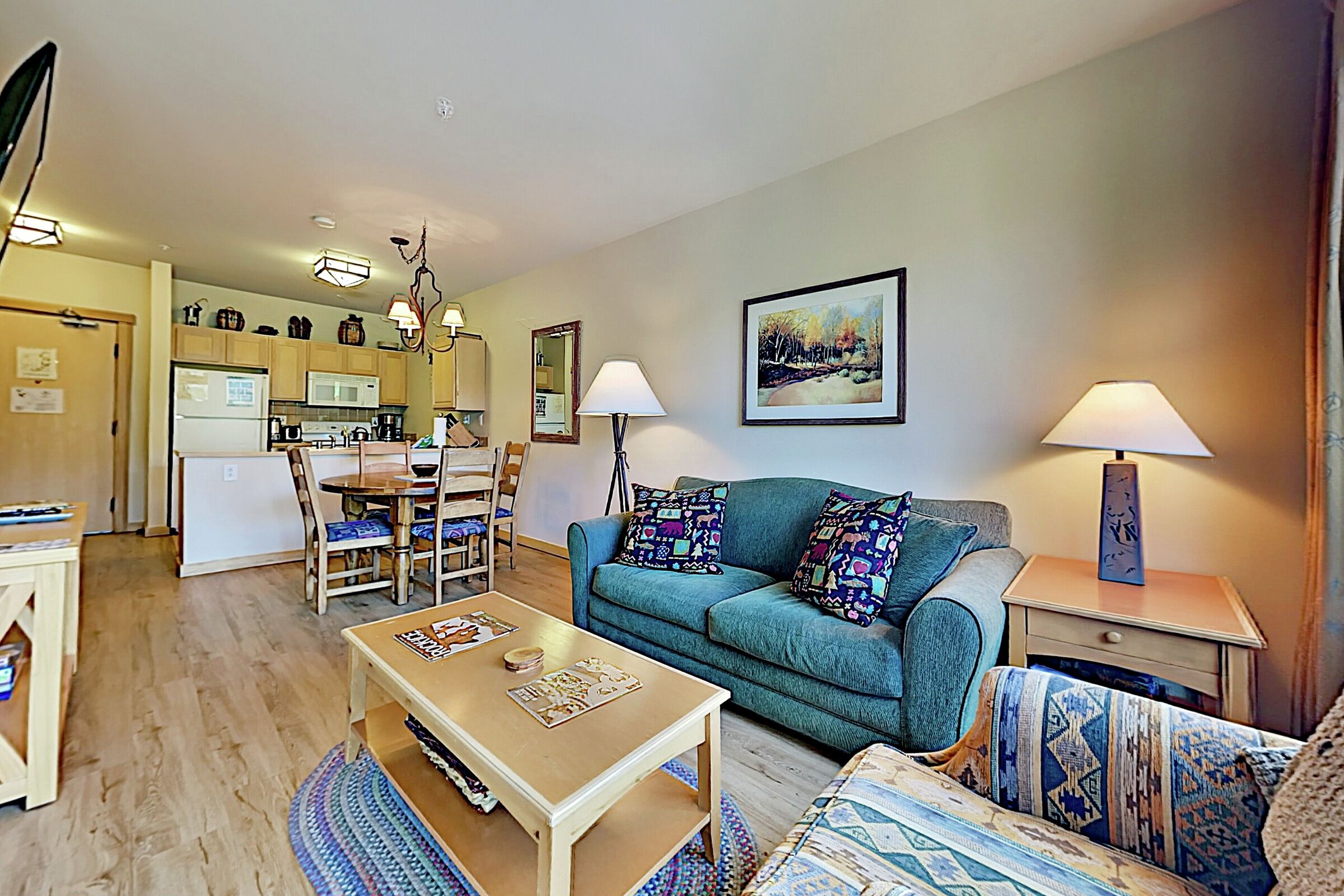 #444 - Living Area & Dining Area