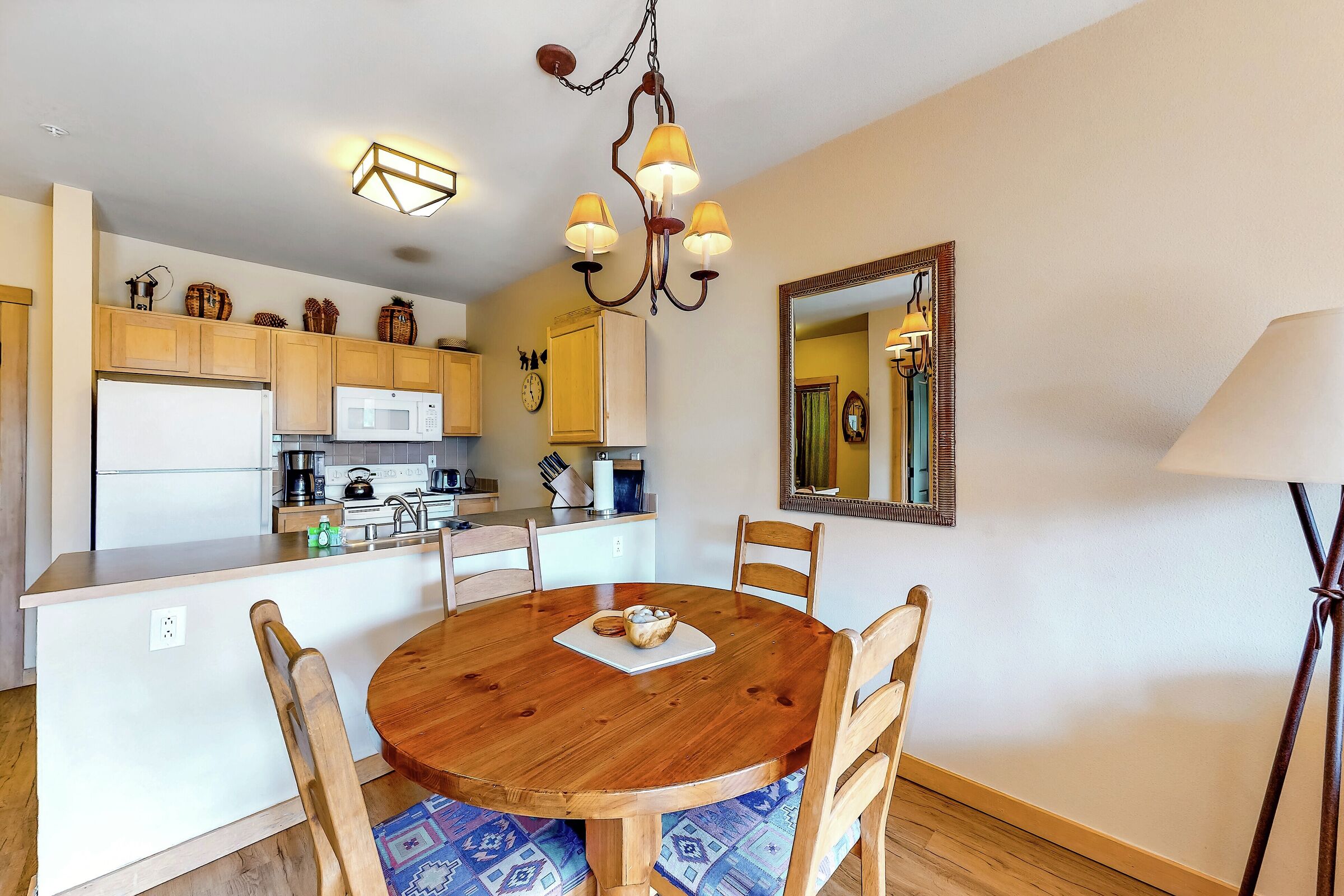 #444 - Dining Area